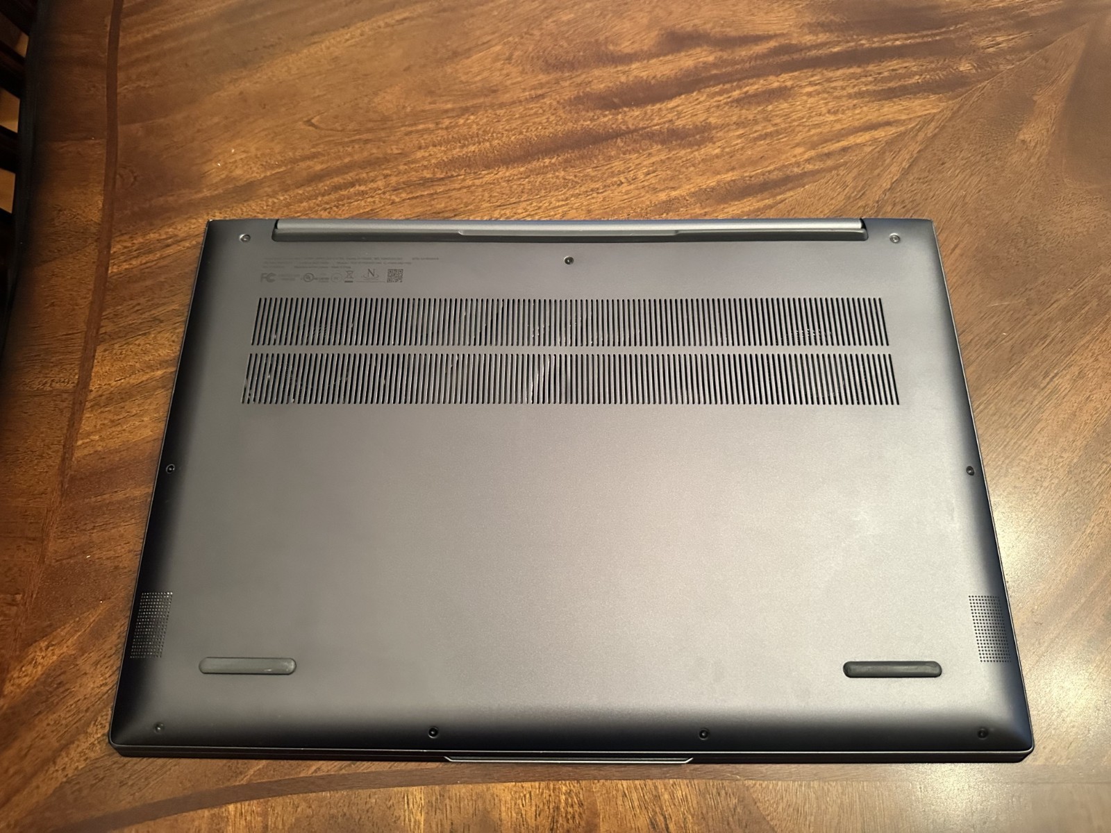 32 GB RAM Lenovo Slim 7 16 in 12th Gen Intel Core i7-12700H 2.3 Ghz 14 Core
