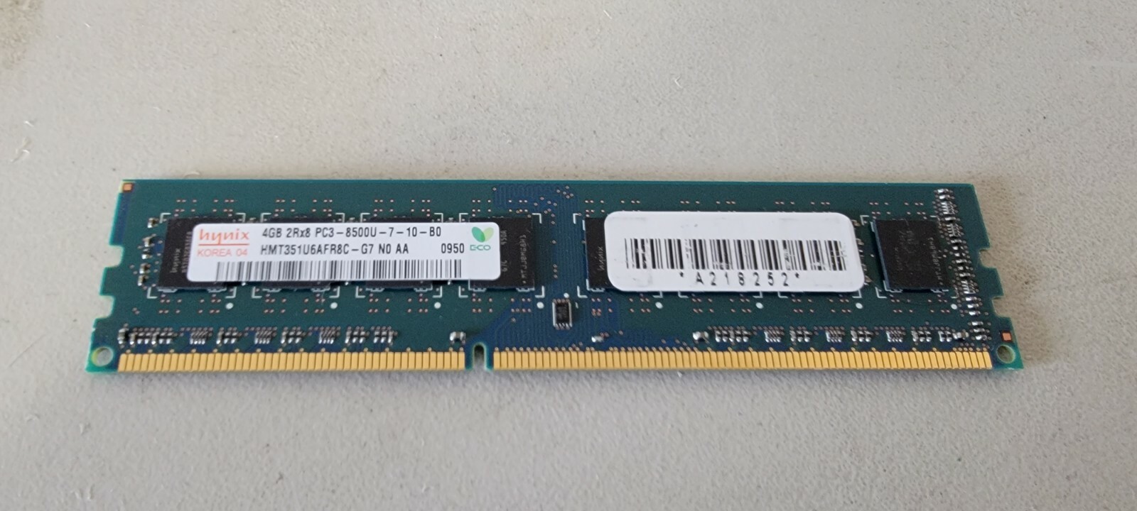 Hynix 4GB RAM DIMM PC3-8500U DDR3-1066 2Rx8 HMT351U6AFR8C-G7 NO AA