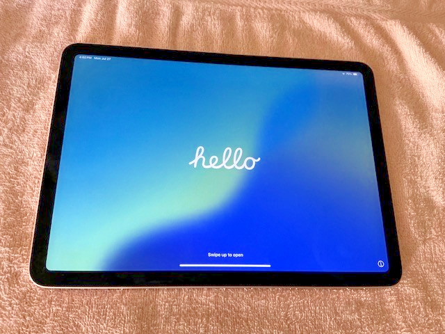 Apple iPad Air 5th Gen 64GB Wi-Fi Space Gray 10.9″ A2588 Boxed