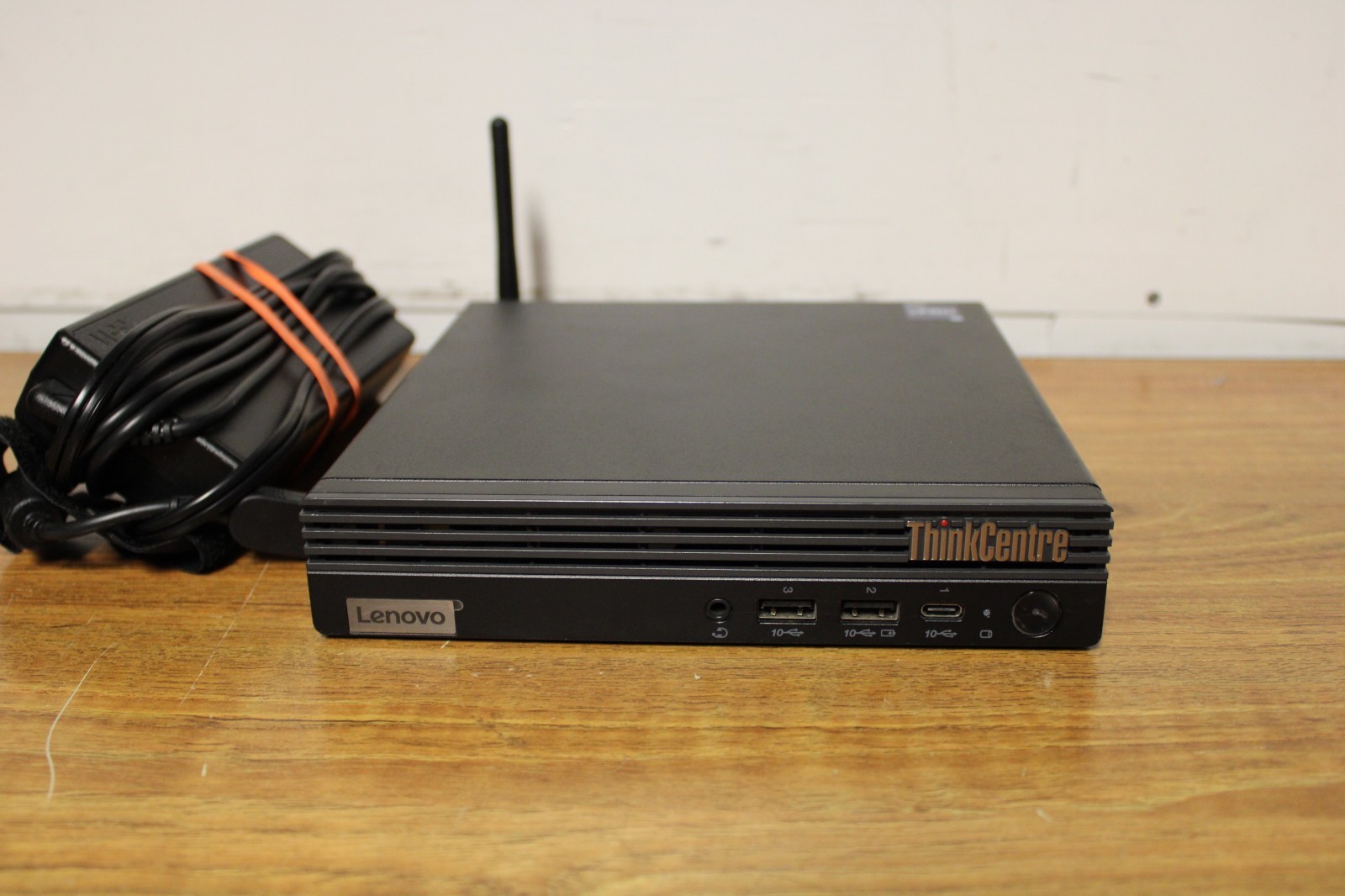 Lenovo ThinkCentre M80q Gen4 i7-13700t 16-Core 4.90 16Gb 512Gb Nvme WiFi W11P KG