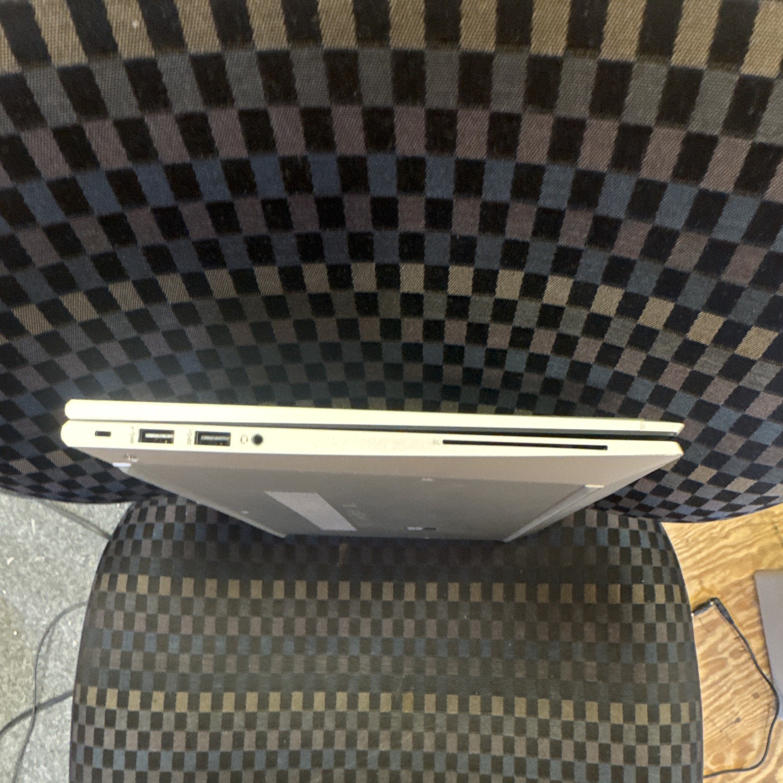 HP EliteBook 845 G7 14″ Ryzen 5 PRO 4650U 16GB 256GB SSD Win 11 Pro Silver