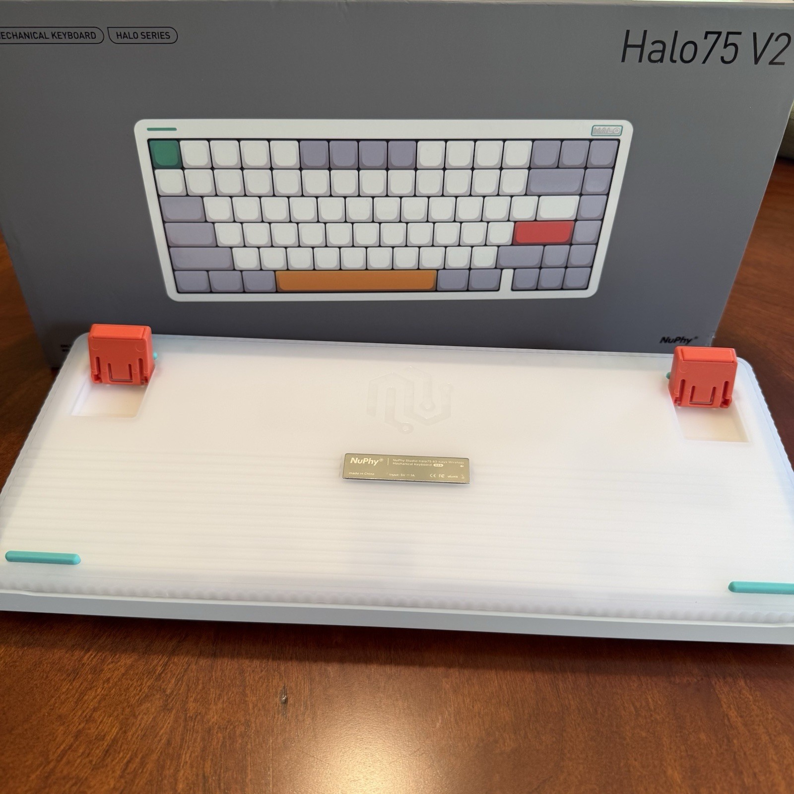 Nuphy Halo75 V2 White Mechanical Gaming Keyboard + Wrist Rest – Raspberry Switch