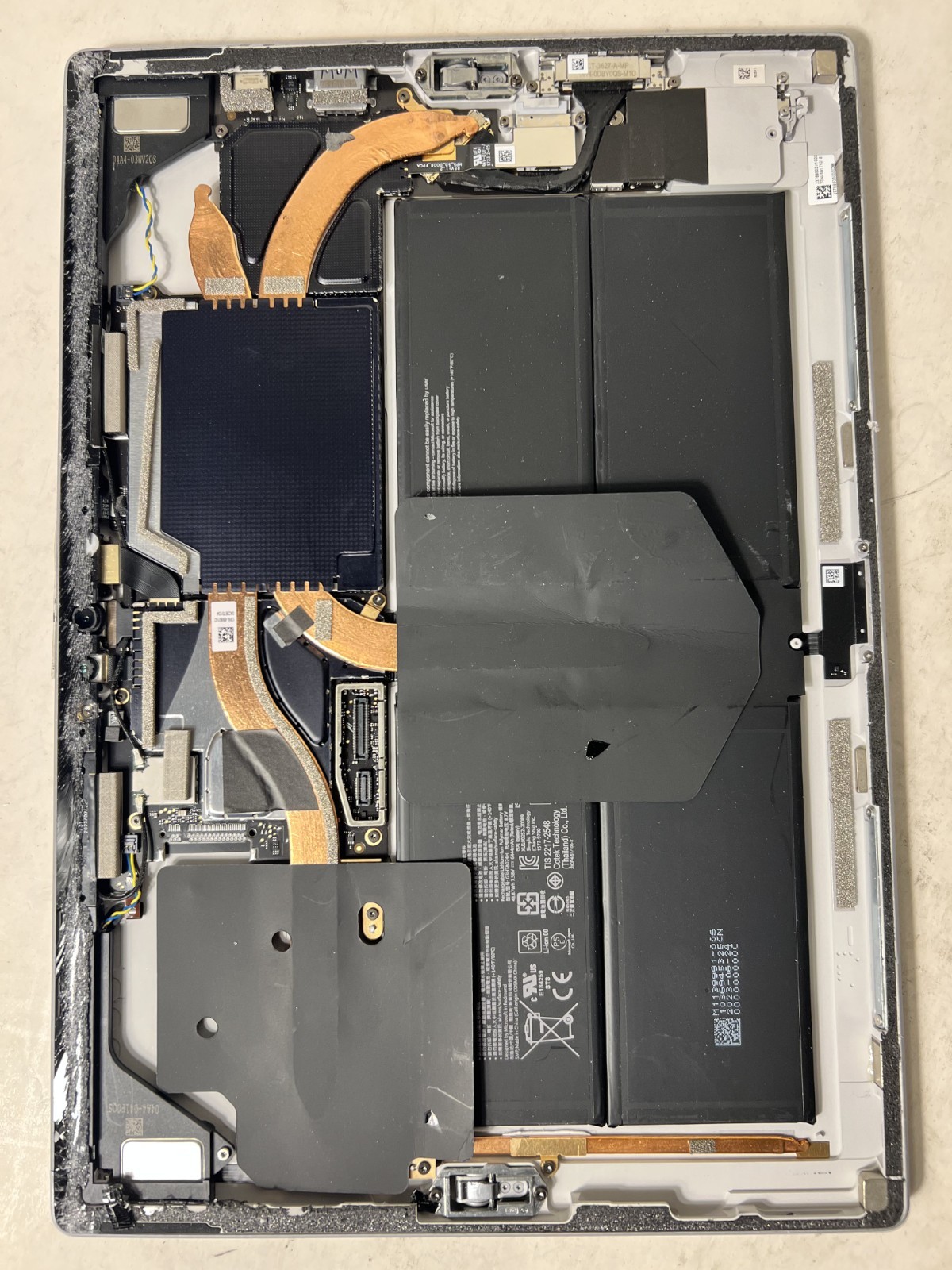 Microsoft Surface Pro 7+ 1960 12.3″ i5-1135G7 2.4GHz 8GB RAM AS-IS NO SCREEN 📖
