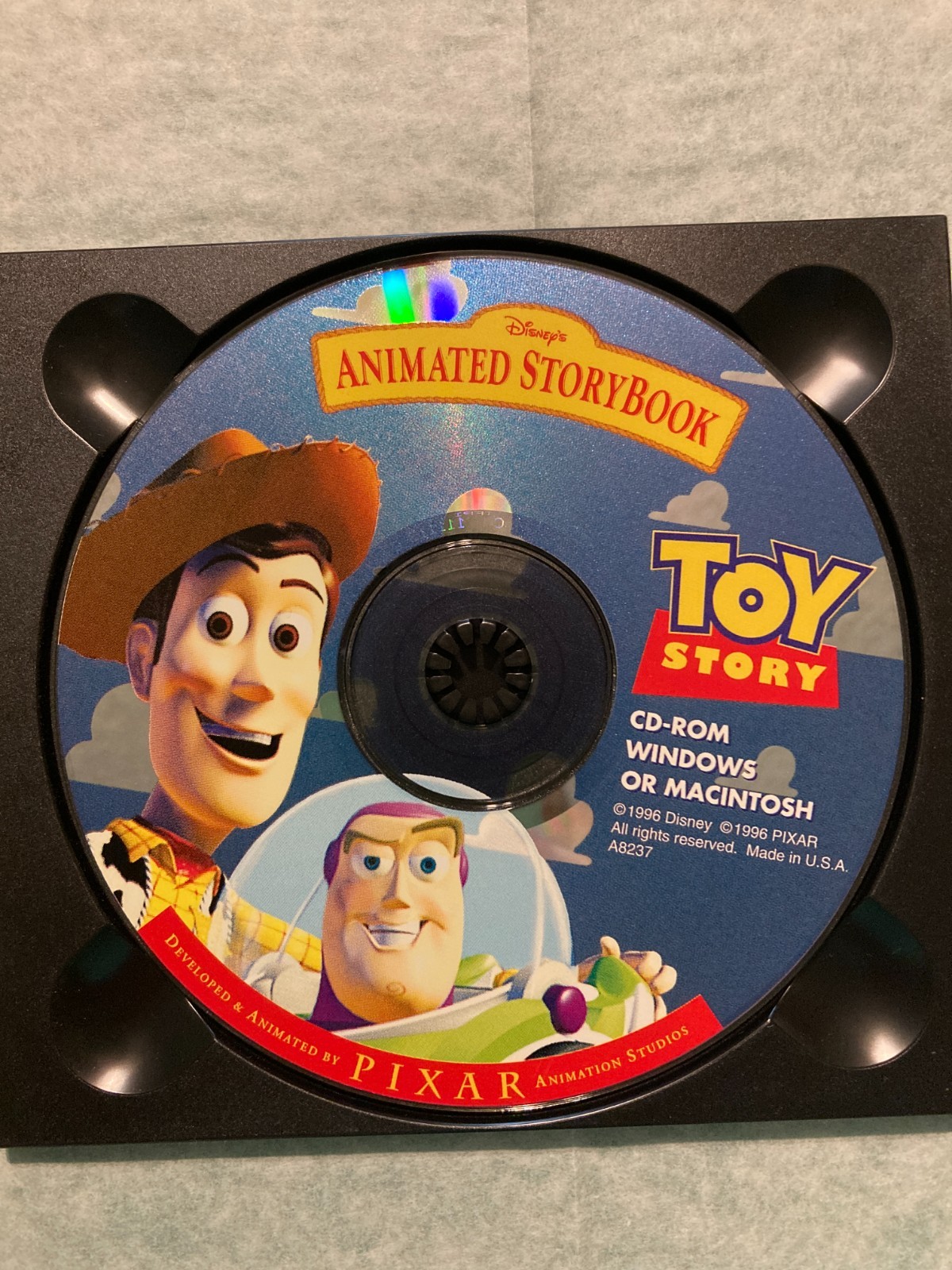 Lot Of 2 Disney Animated Storybook Toy Story – Aladdin CD-ROMs Windows Or Mac