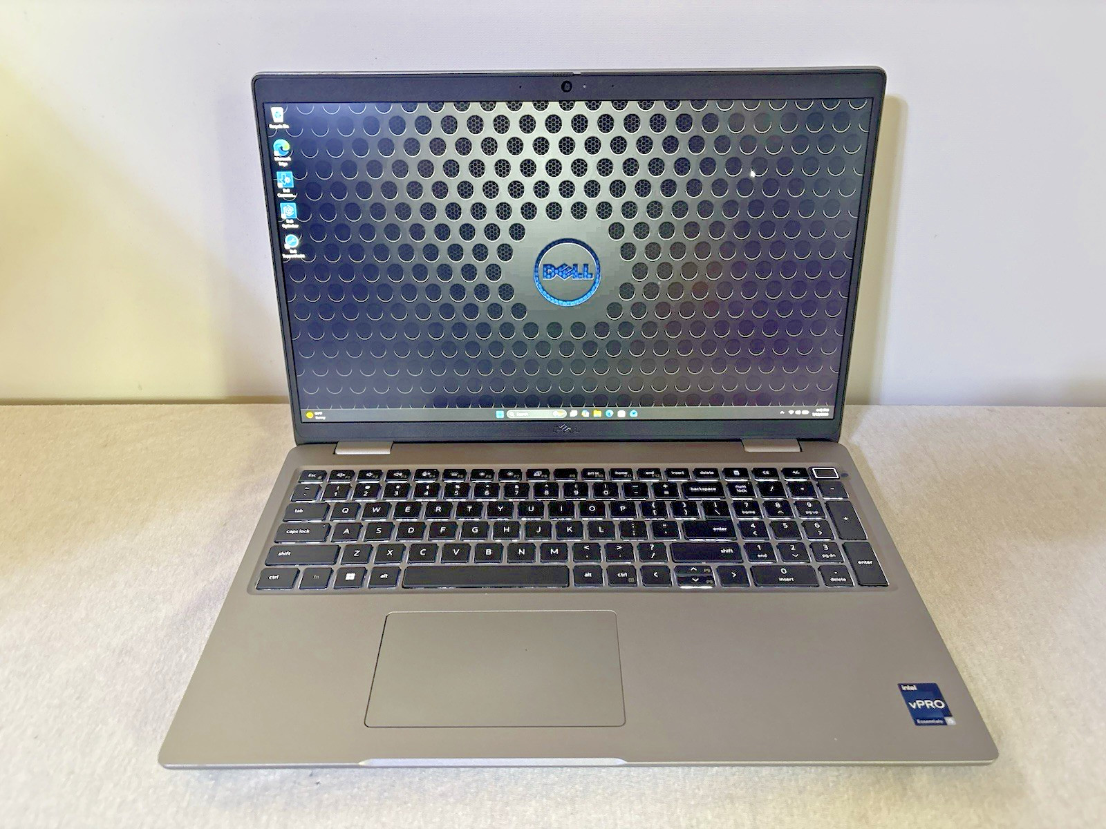 Dell Precision 3580 | CORE i5-1340P @ 1.90GHZ | 256GB SSD | 8GB RAM | W11 Pro
