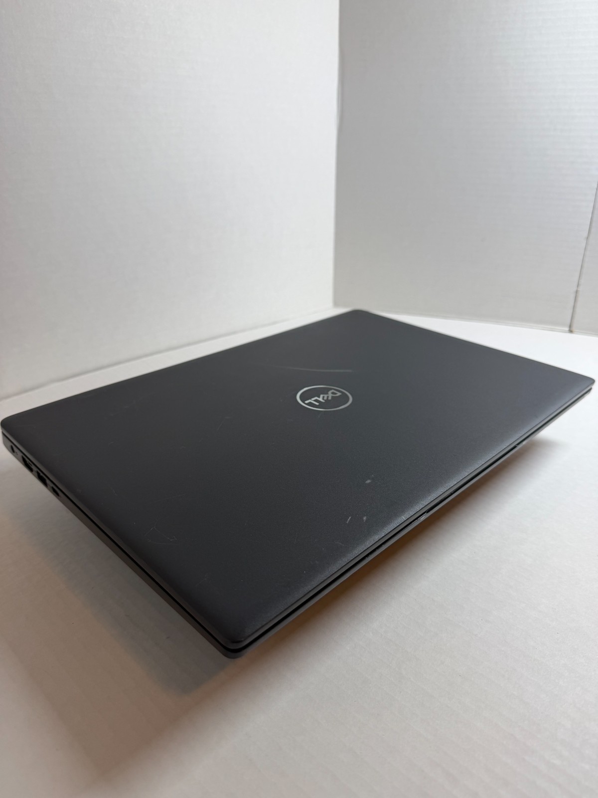 Dell Latitude 3510 Intel i5-10310U 1.7GHz 16GB RAM 500GB HDD Windows 11 – Gray