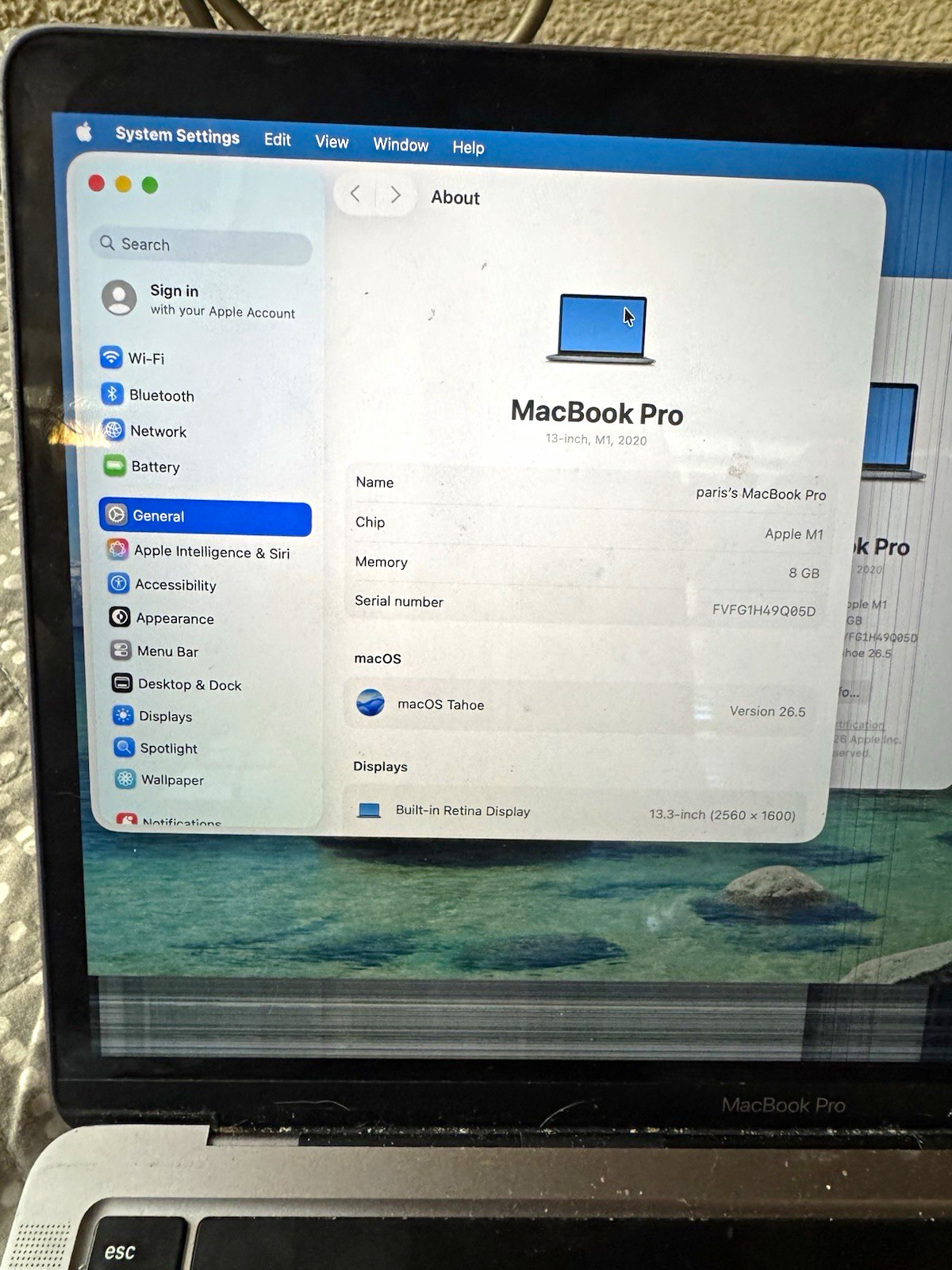 Apple MacBook Pro 13.3in (2020) M1 8GB 256GB SSD Gray Touch Bar broken lcd