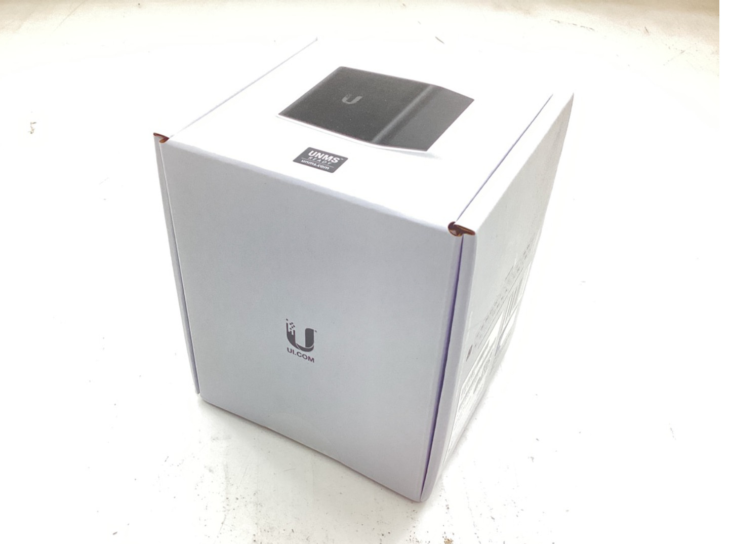 Ubiquiti airCube Wireless-AC1167 Dual-Band Wi-Fi Access Point – ACB-AC-US