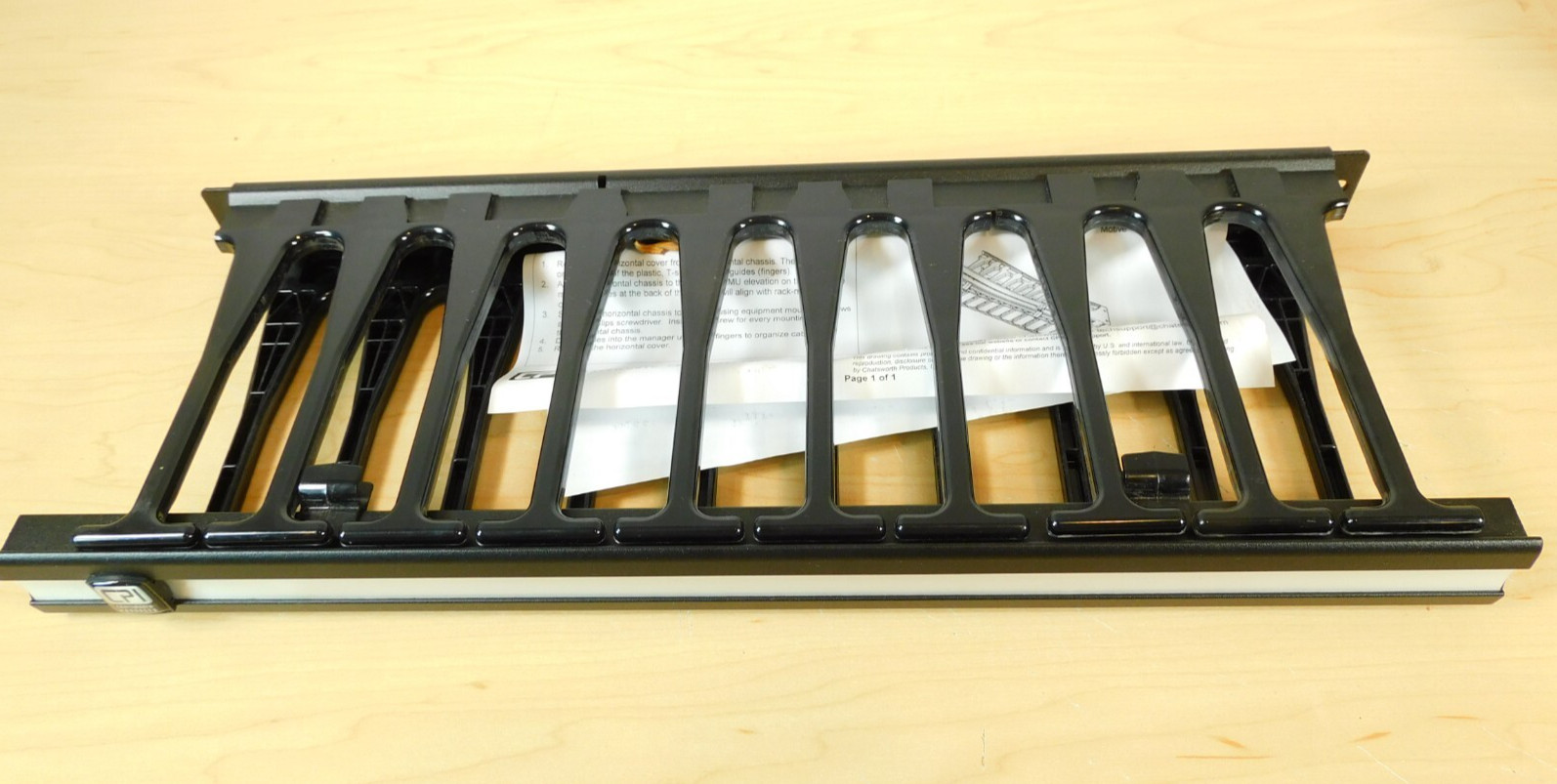 35441-701 Evolution Horizontal Cable Manager Single-Sided 1U x 19″ x 8.2″ Deep