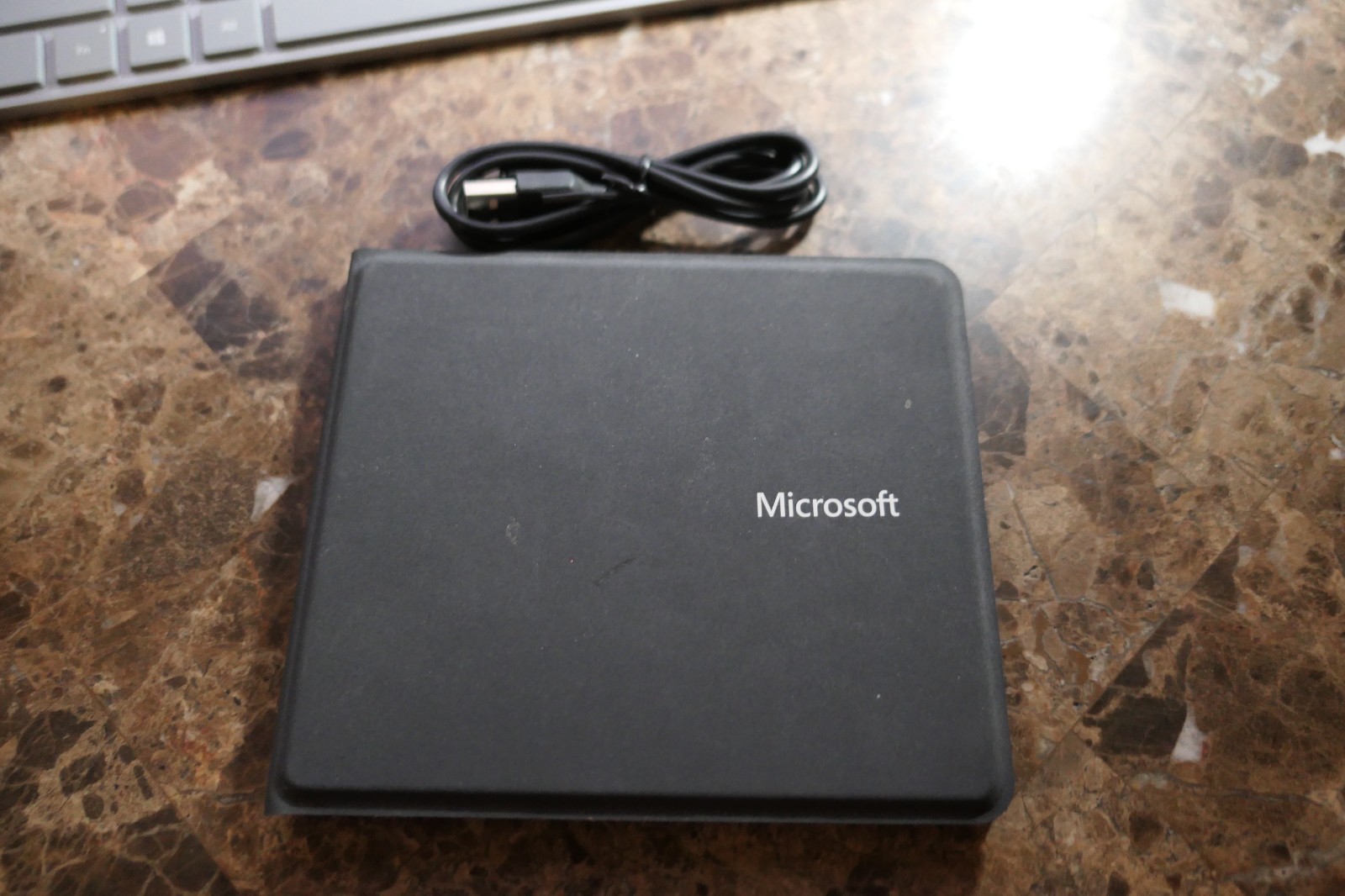 Microsoft Universal Bluetooth Foldable Keyboard 1695 for Apple, Windows, Android
