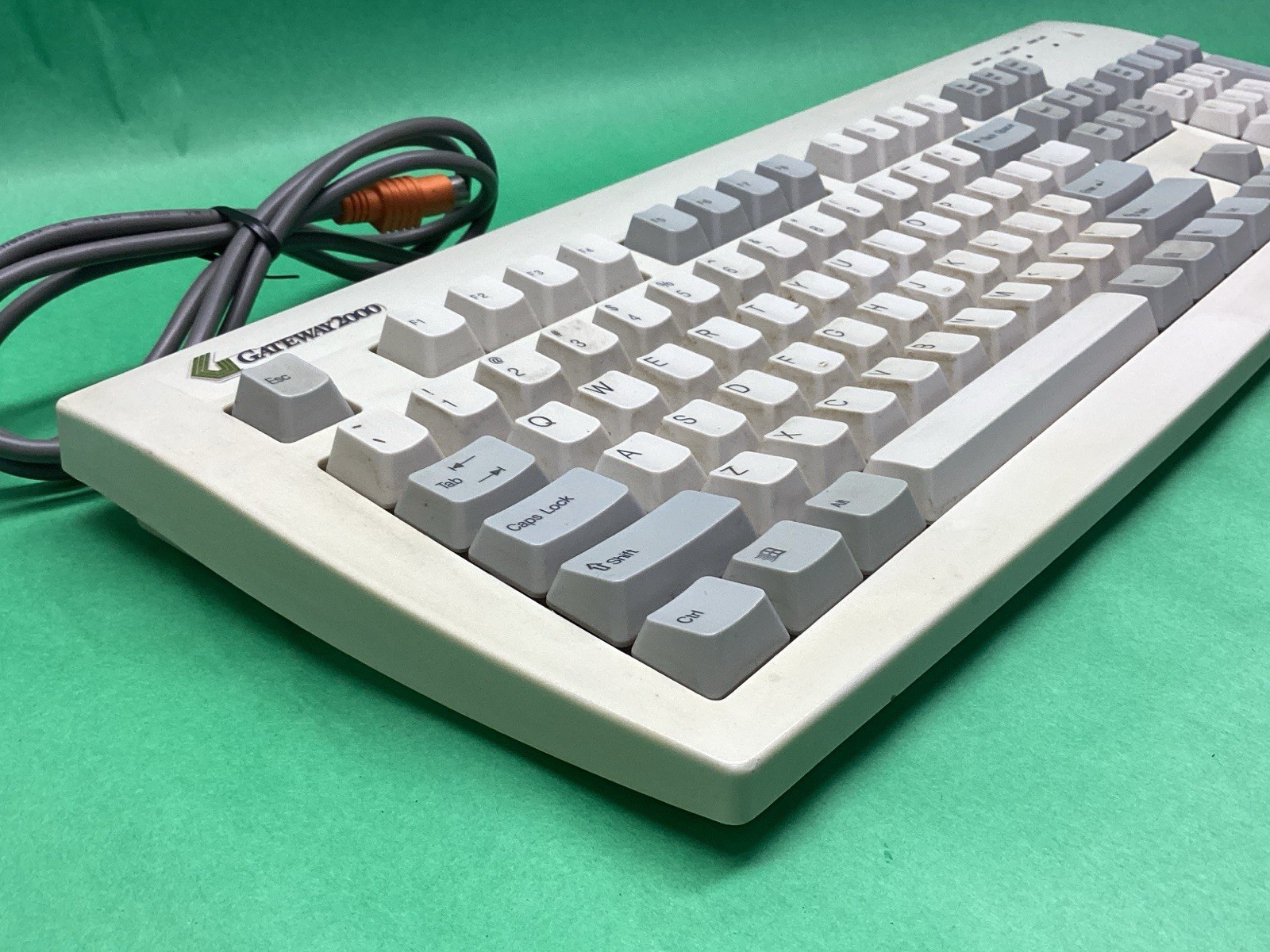 Vintage Gateway 2000 Windows Keyboard Beige 219600X-XX-XXX Tested & Working!