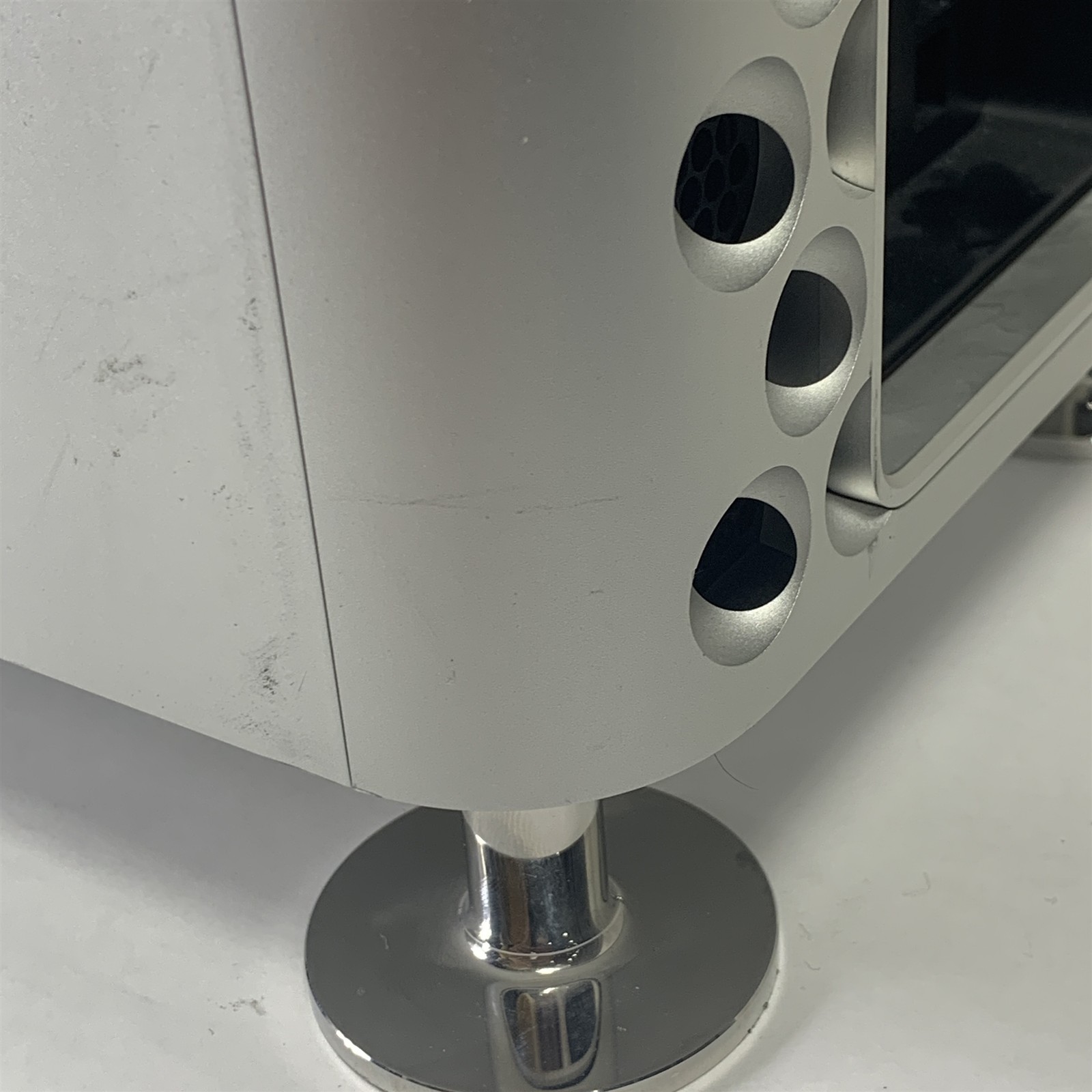 Apple A1991 Mac Pro (2019) Xeon W-3235 – 32GB – 1TB SSD – Radeon Pro W5500X
