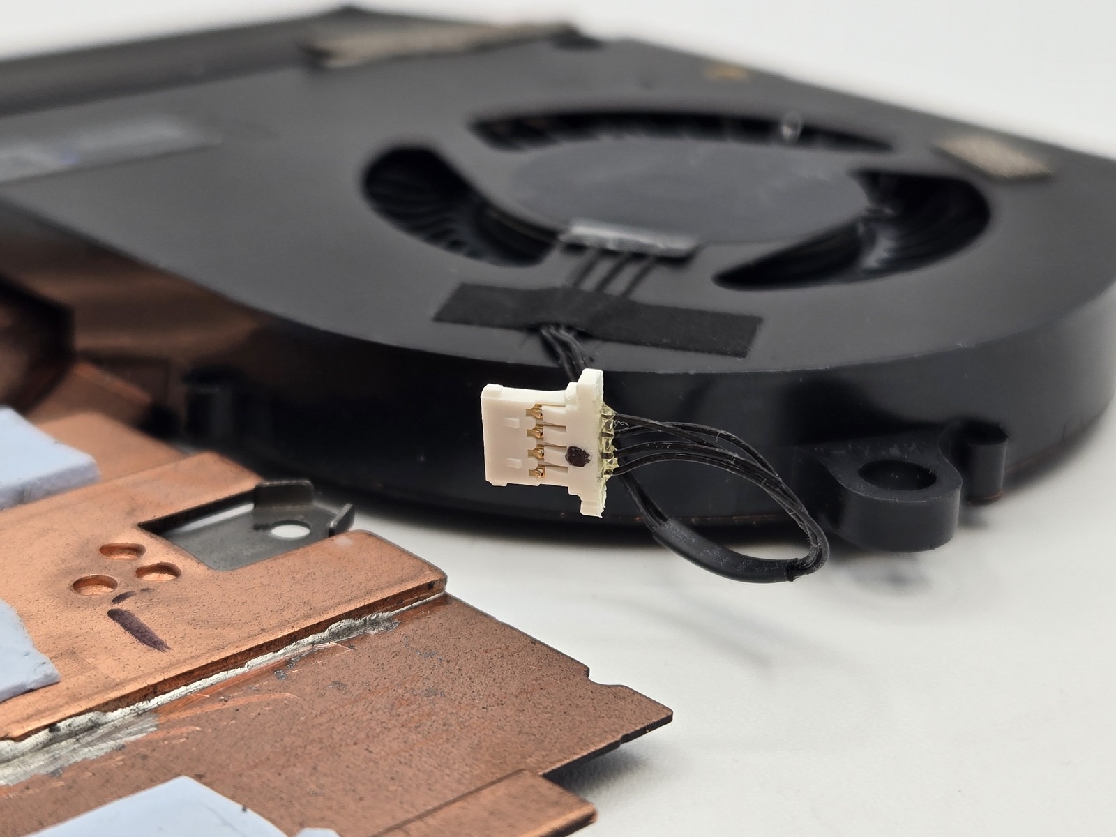 Dell OEM Alienware M15 R5 CPU / GPU Cooling Heatsink Fan Assembly 06HH2