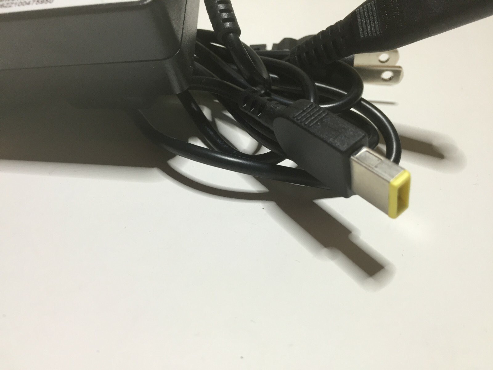 Lot of 25 Lenovo 90W 20V 4.5A Slim Yellow Tip AC Adapters adlx90nlc2a