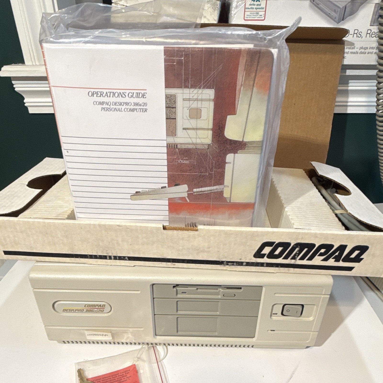 Compaq Deskpro 386s/20 Deskpro Series Beige Desktop PC Computer
