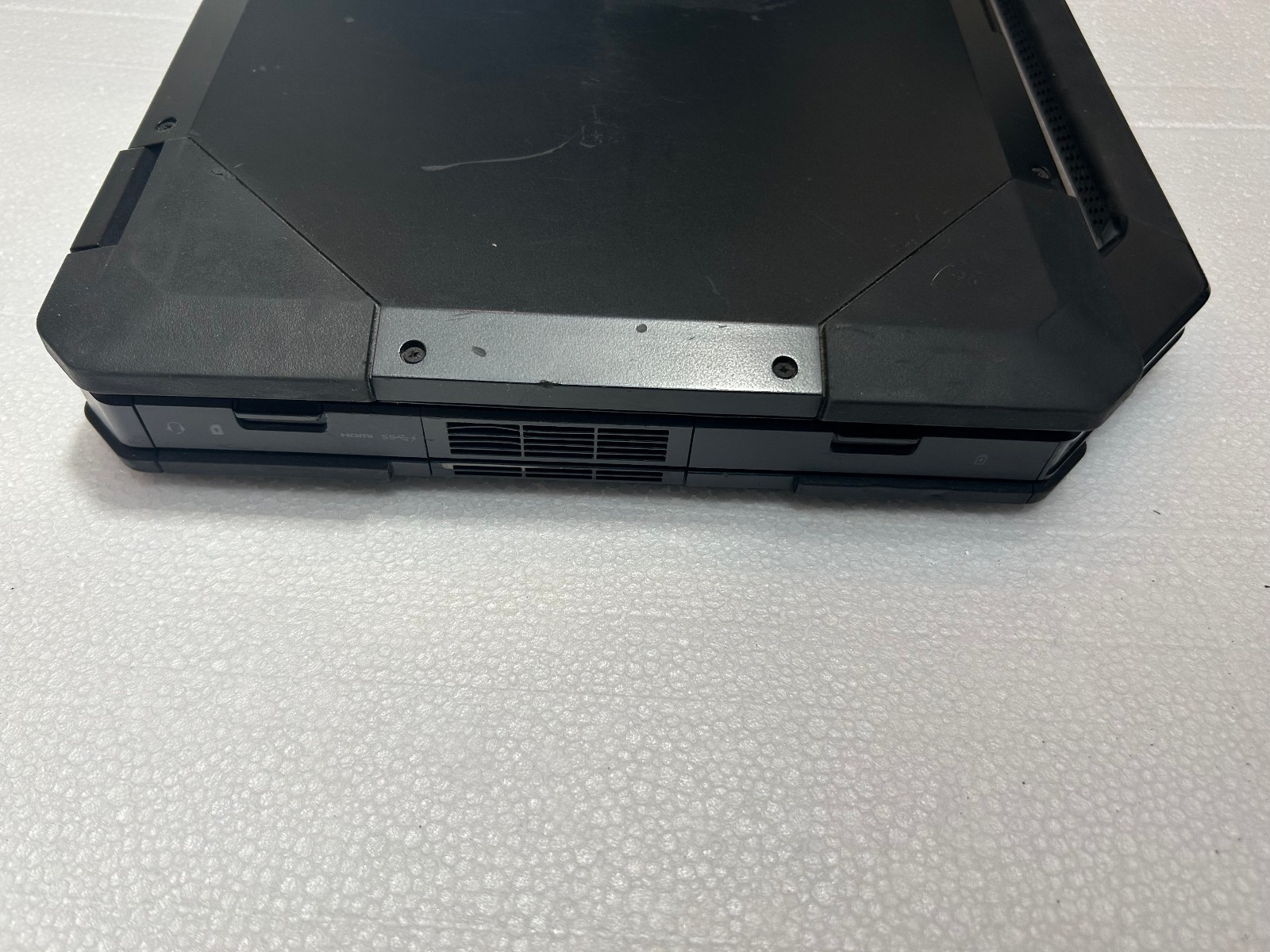Dell Latitude 5414 Rugged 14″ Touchscreen i7-6600U 2.6GHz 16GB 256GB R7 M360 GFX
