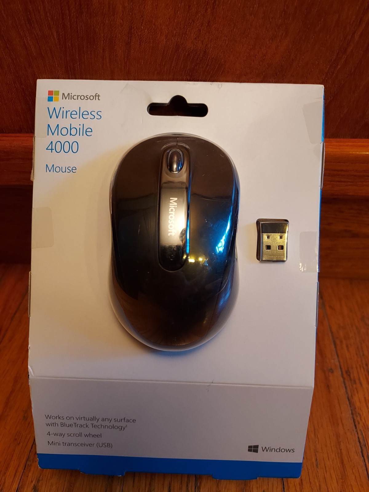 NEW Microsoft Windows Wireless Mobile 4000 BlueTrack Mouse Sealed