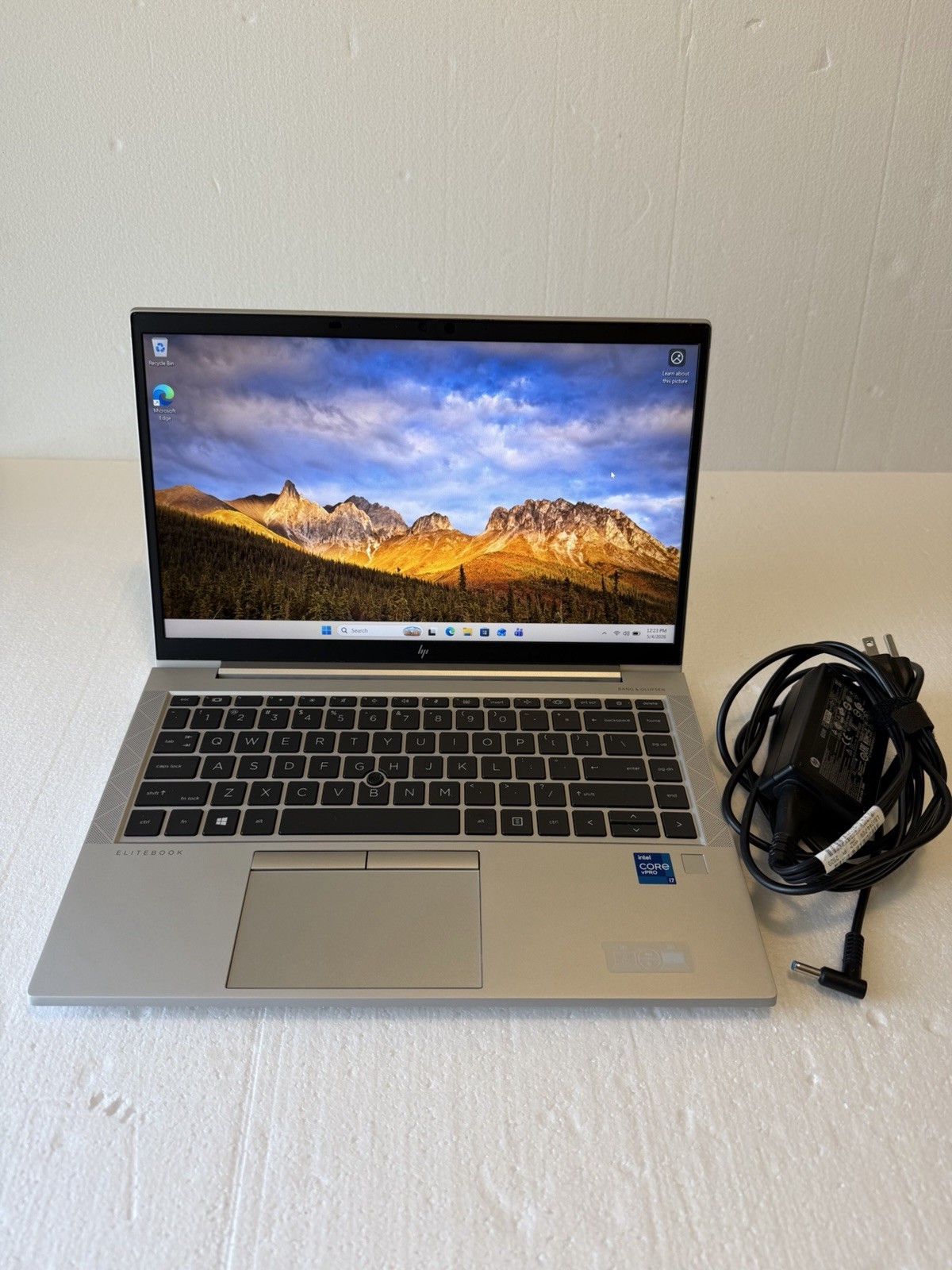 HP EliteBook 840 G8 Intel Core i7-1185G7 14″ 3.00GHz 32 GB 512 GB Windows 11 Pro