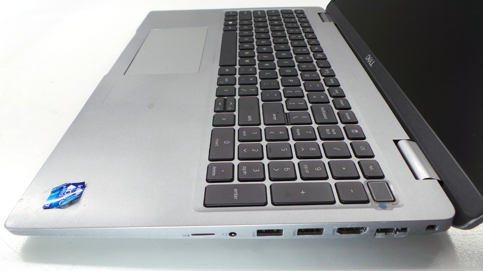 Dell Latitude 5520 15.6″ | i7-1185G7 3.00GHz | 16GB RAM 512GB NVMe | WIN 11 PRO