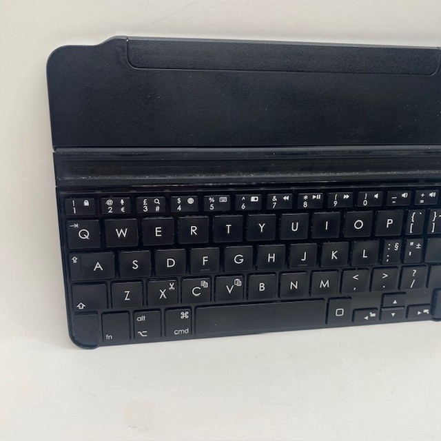 Logitech Combo Touch Keyboard Case iPad Air Pro Oxford YU0040 Backlit Trackpad