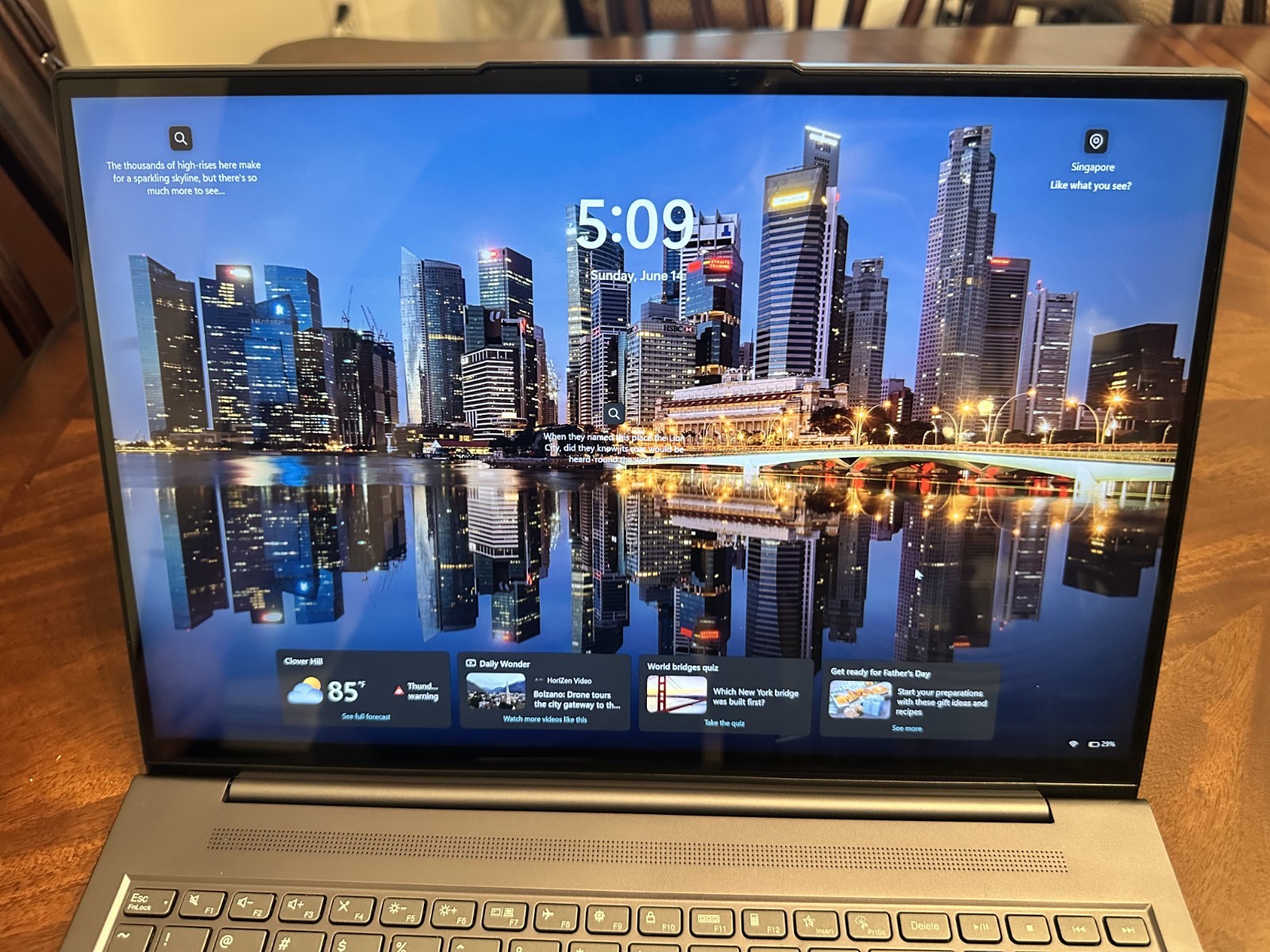 32 GB RAM Lenovo Slim 7 16 in 12th Gen Intel Core i7-12700H 2.3 Ghz 14 Core