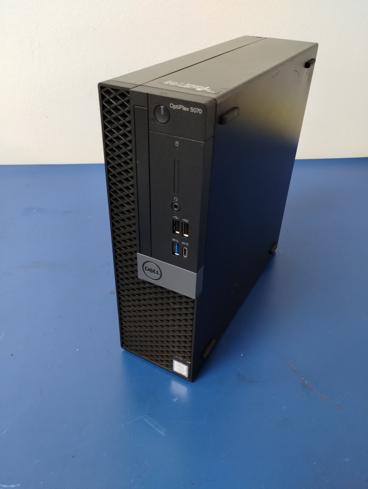 DELL OptiPlex 5070 i5-9500 3.00 GHz16GB RAM 256 GB M.2 Intel(R) UHD Graphics 630