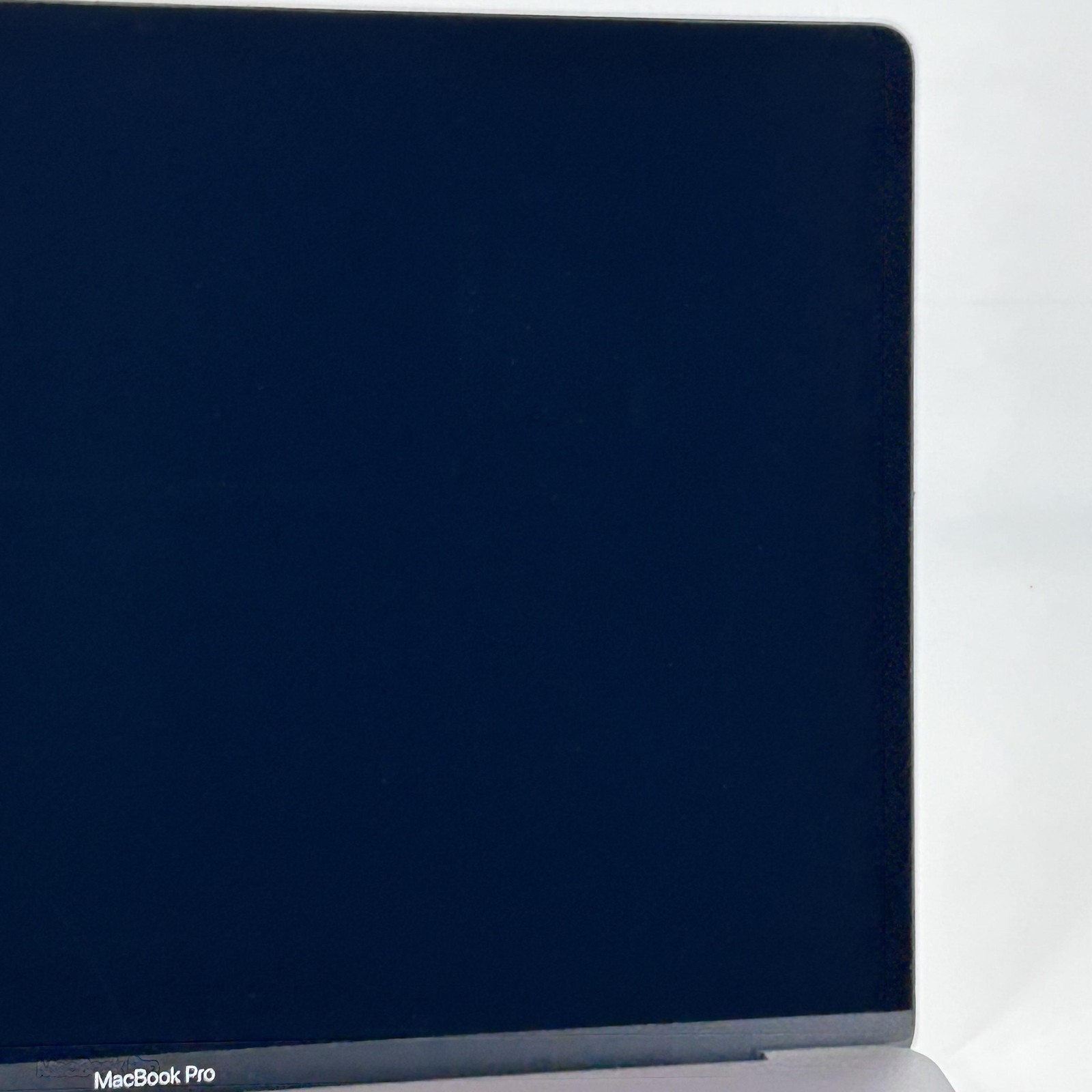 MacBook Pro 16 Touch Bar Space Gray 2019 i9 16GB 1TB AMD Radeon Pro 5500M Good