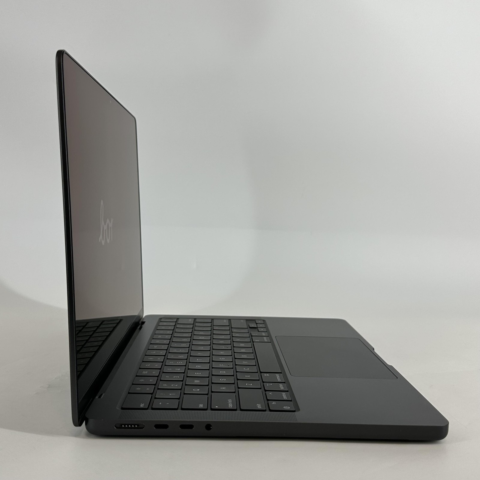 MacBook Pro 14 Space 2024 M4 10-Core CPU 10-Core GPU 16GB 512GB SSD Very Good