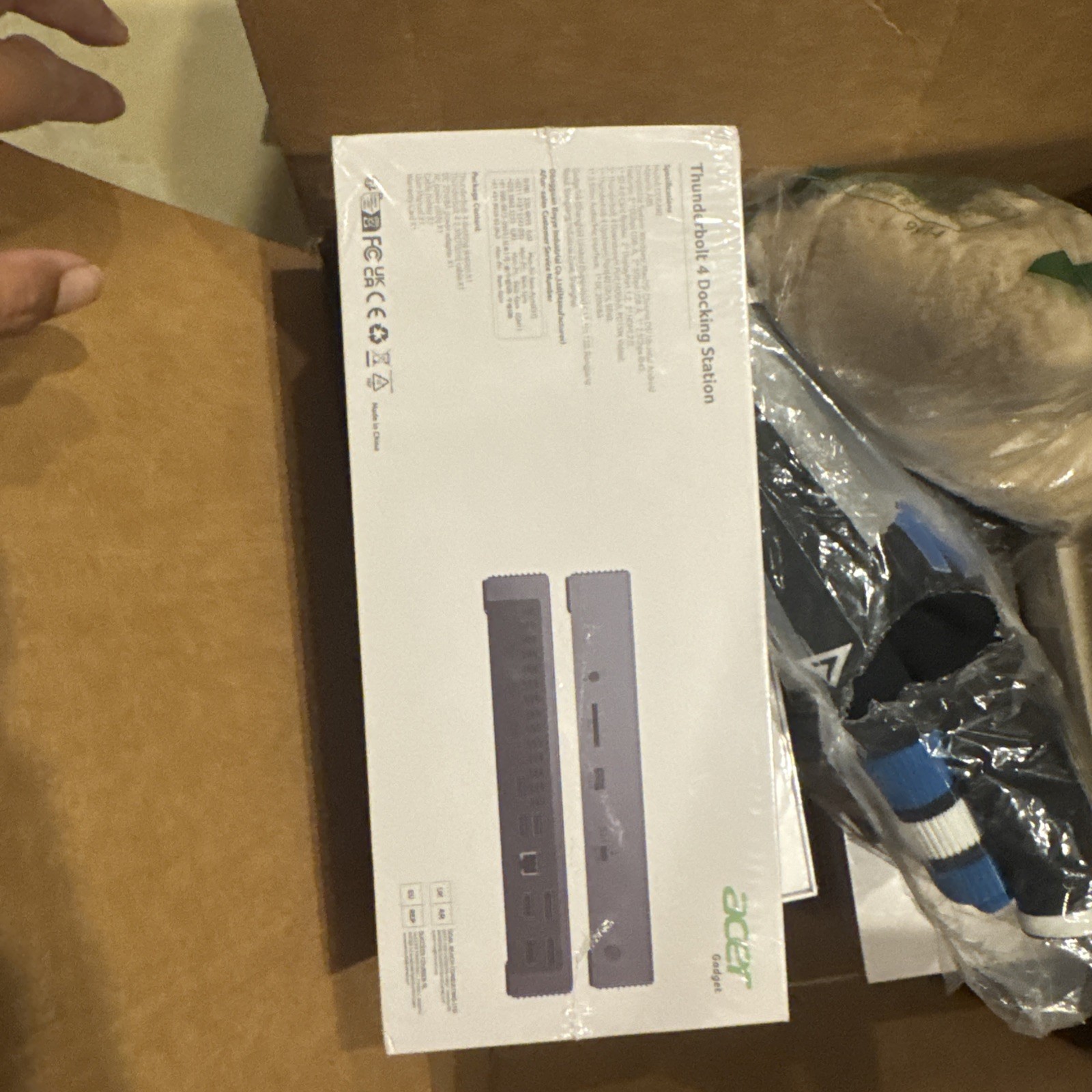 Acer Thunderbolt 4 Docking Station 16-in-1/Up to 8K & 40Gbps ODK490