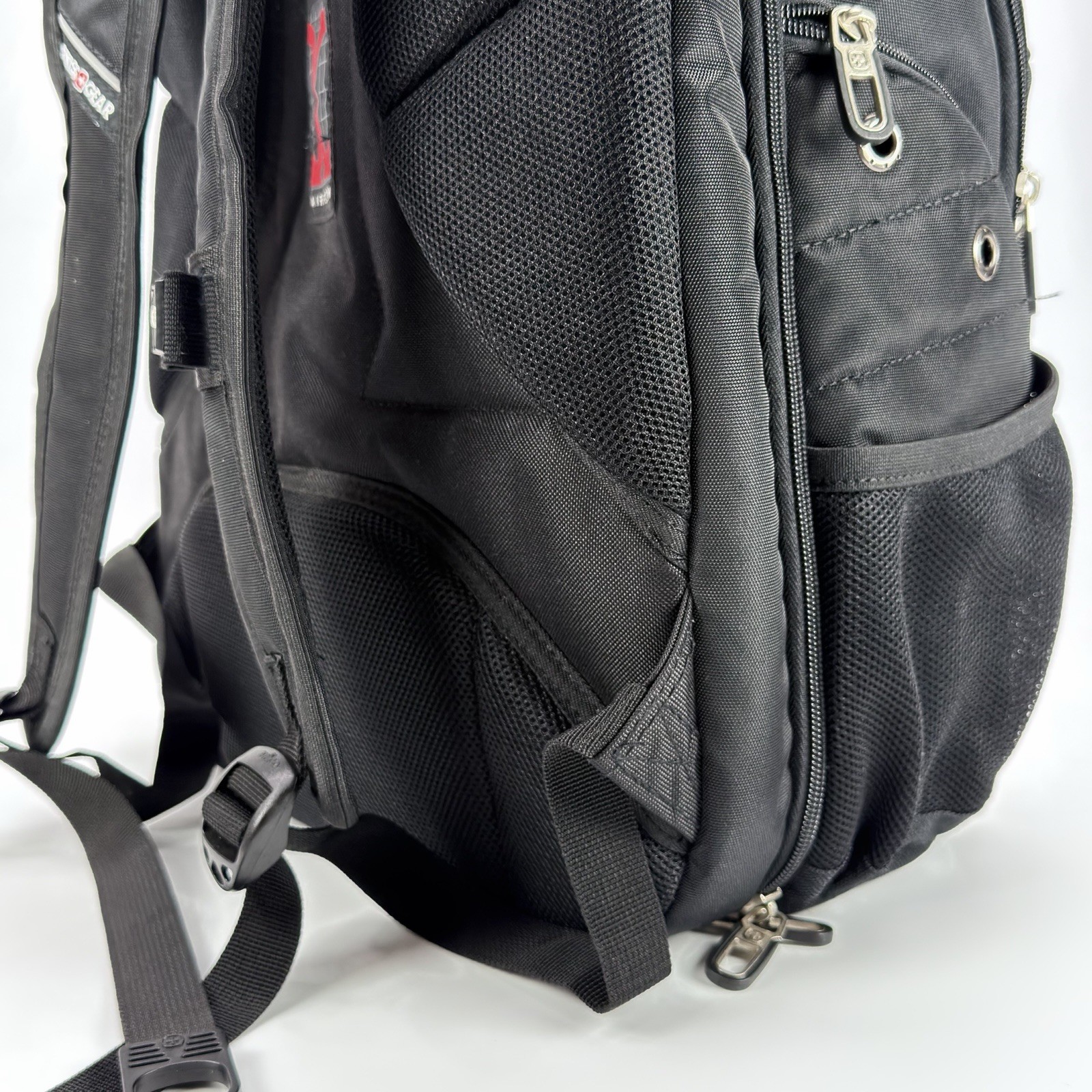 Swiss Gear Scansmart Airflow Laptop Tablet Computer Backpack Great Condition