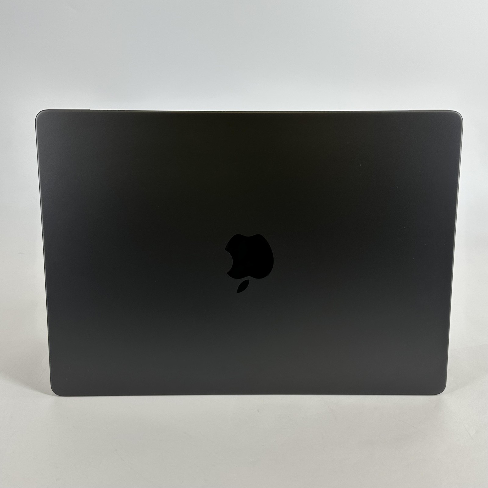 MacBook Pro 14 Space 2024 M4 10-Core CPU 10-Core GPU 16GB 512GB SSD Very Good