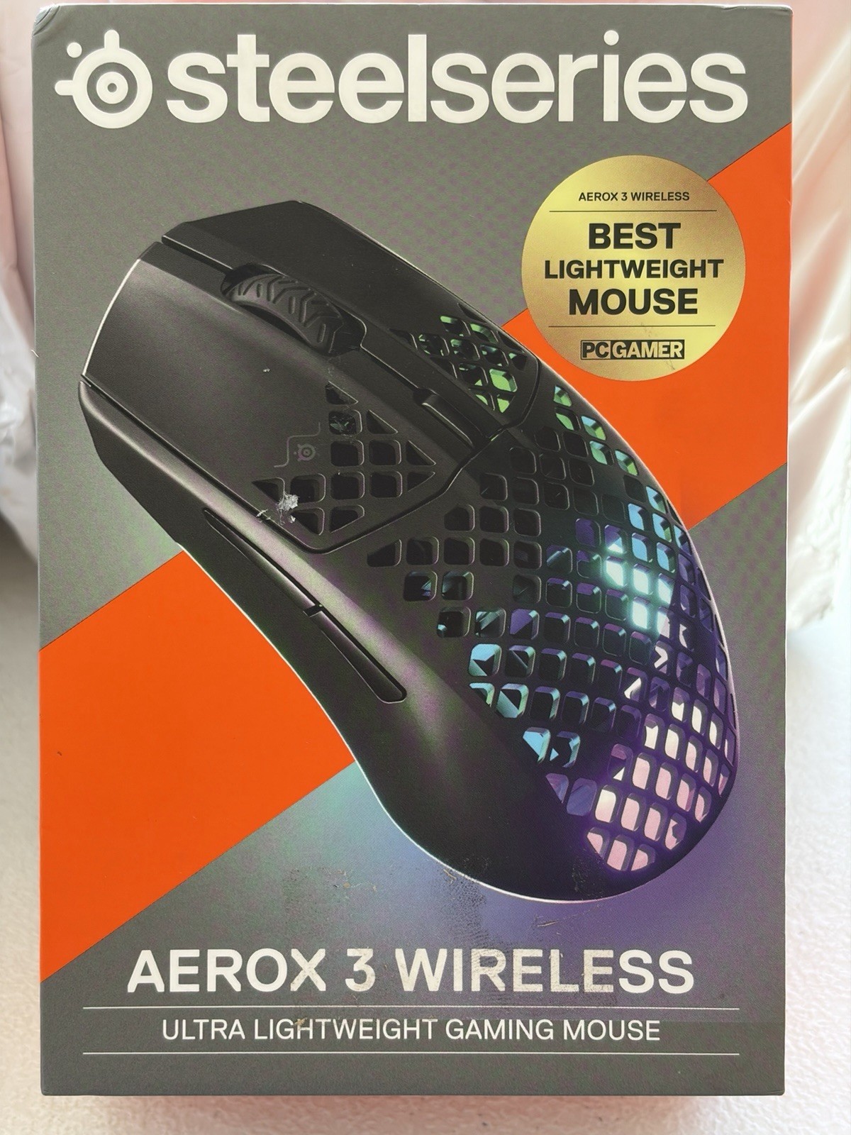 SteelSeries Aerox 3 Wireless Gaming Mouse RGB Lighting IP54 Water Resistant