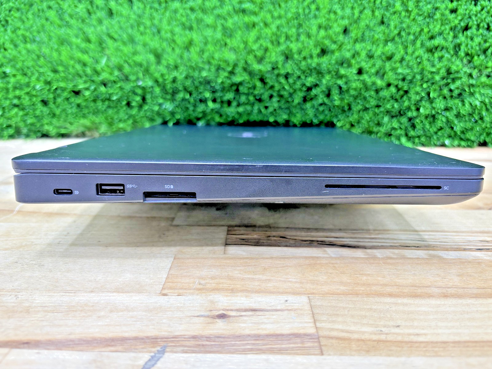 Dell Latitude E5470 Intel i5-6th Gen 2.60GHz 16GB RAM 256GB SSD Windows 11 Pro*