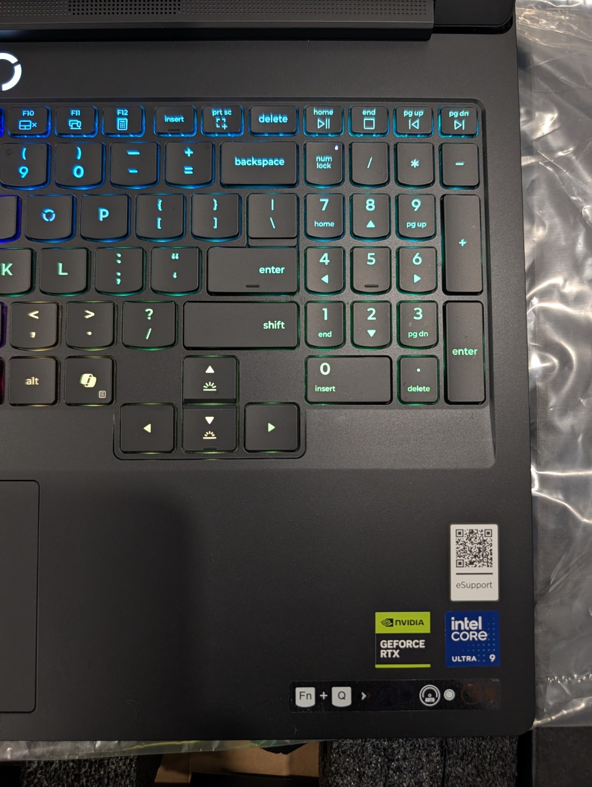 Lenovo Legion Pro 7i 16in Core Ultra 9 RTX 5080 32GB 2TB SSD W11H