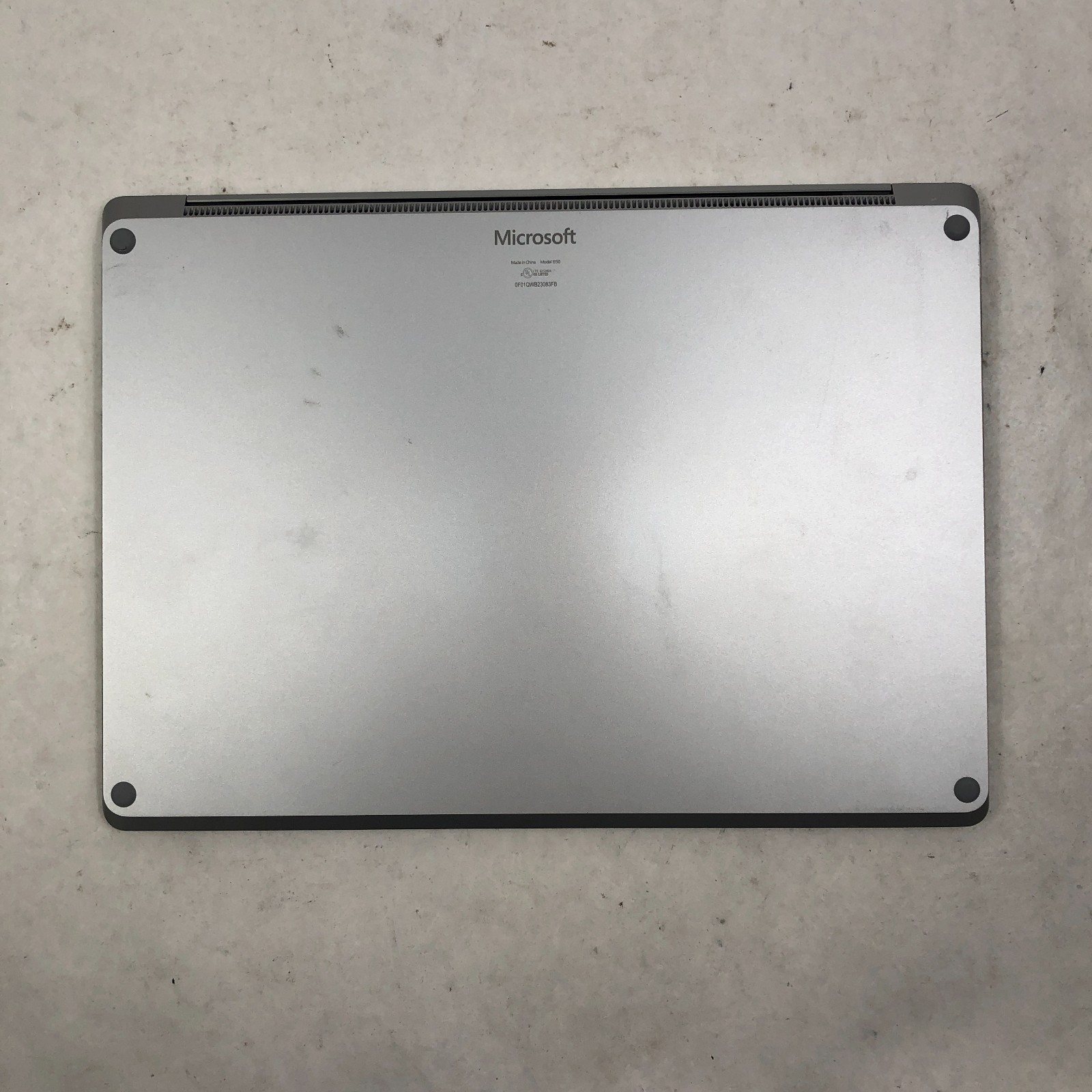 Microsoft Surface Laptop 5 Intel Core i7-1265U 2.7GHz 16GB RAM 256GB SSD No OS