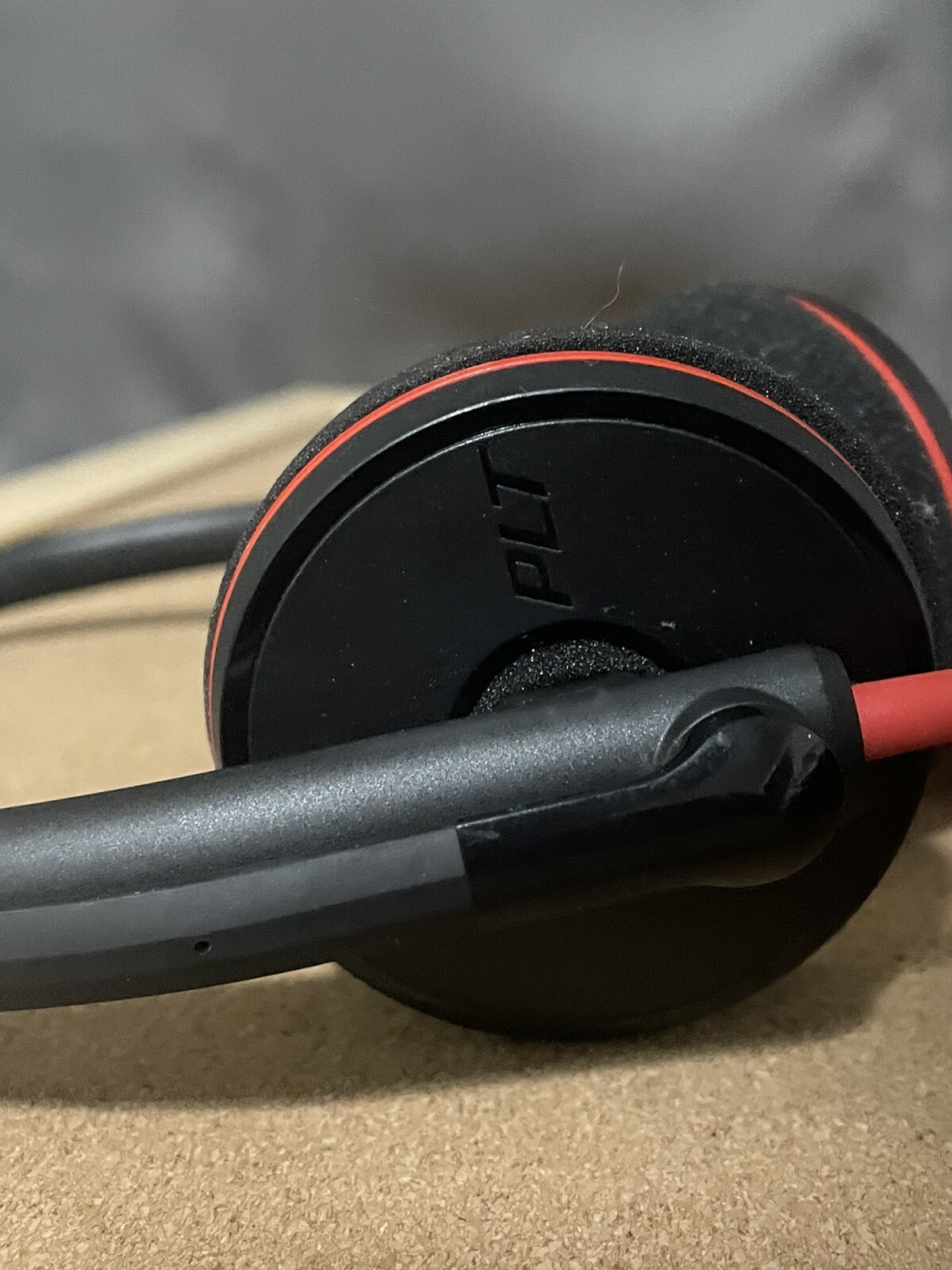 Plantronics Blackwire 3220 USB Over-the-Ear Headset – Black Working