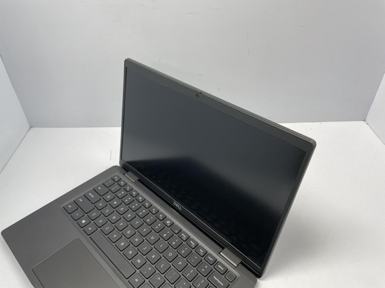 DELL LATITUDE 7420 Laptop w/ Intel Core i5-1135G7 2.40 GHZ + 8 GB | No HD / OS
