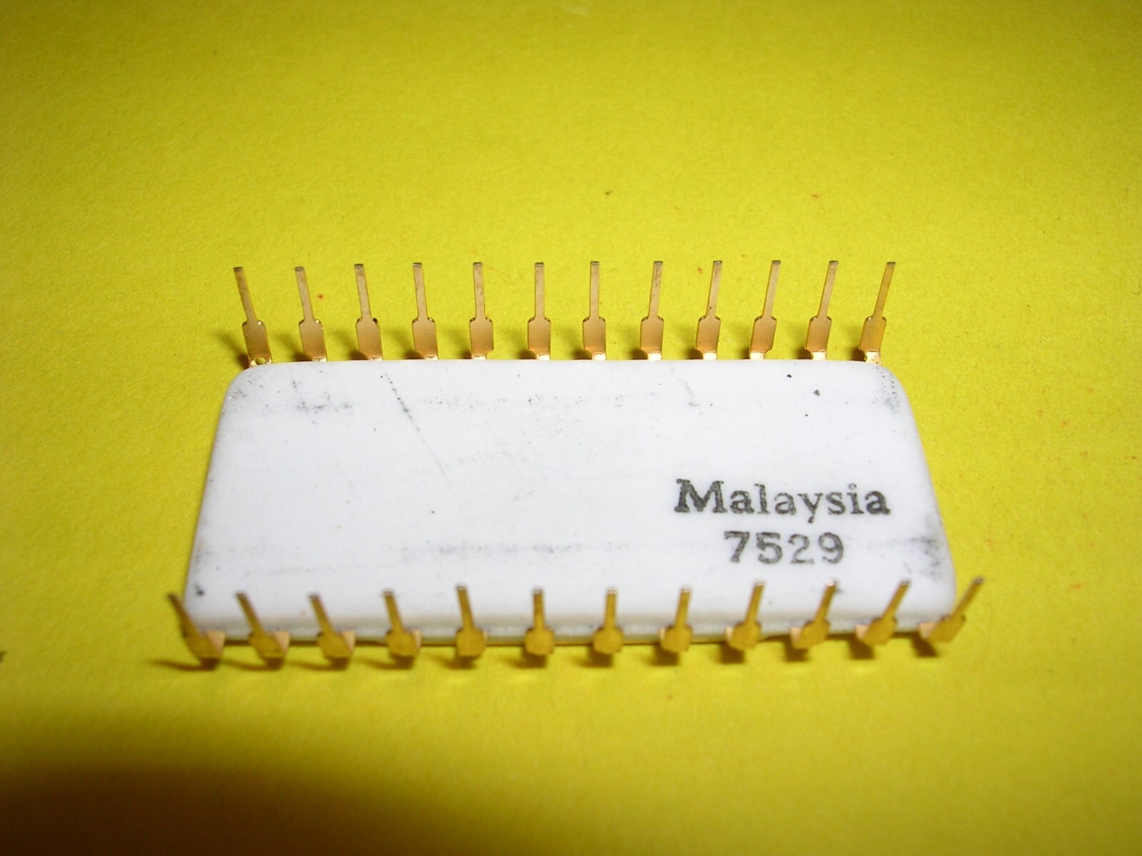 Intel C3104 RAM Chip (Type 2), Very Early Variety, Very Rare!