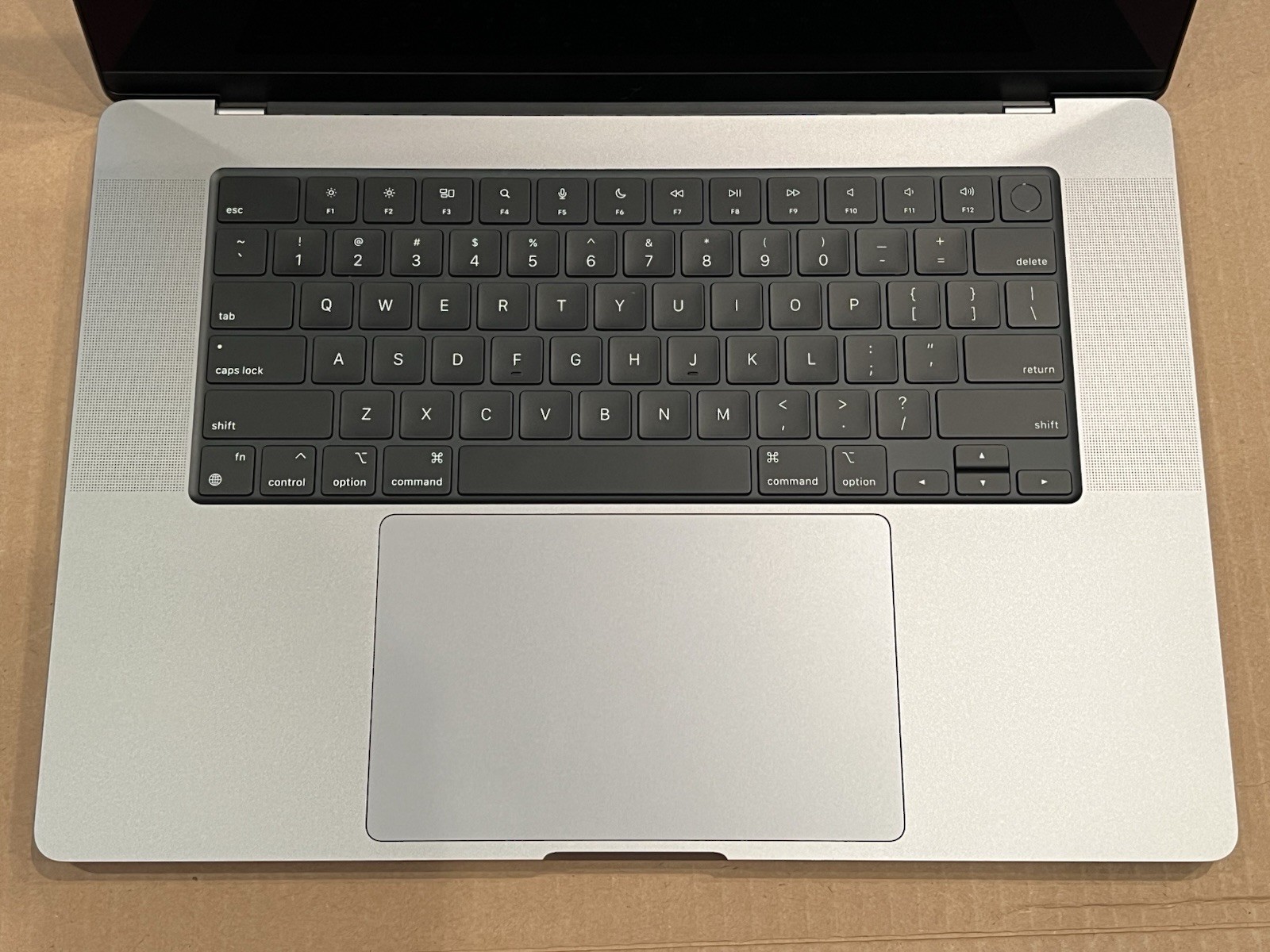 Apple MacBook M1 Pro 16″ 2021 10-Core 1TB SSD 32GB RAM A2485 BAD BATTERY