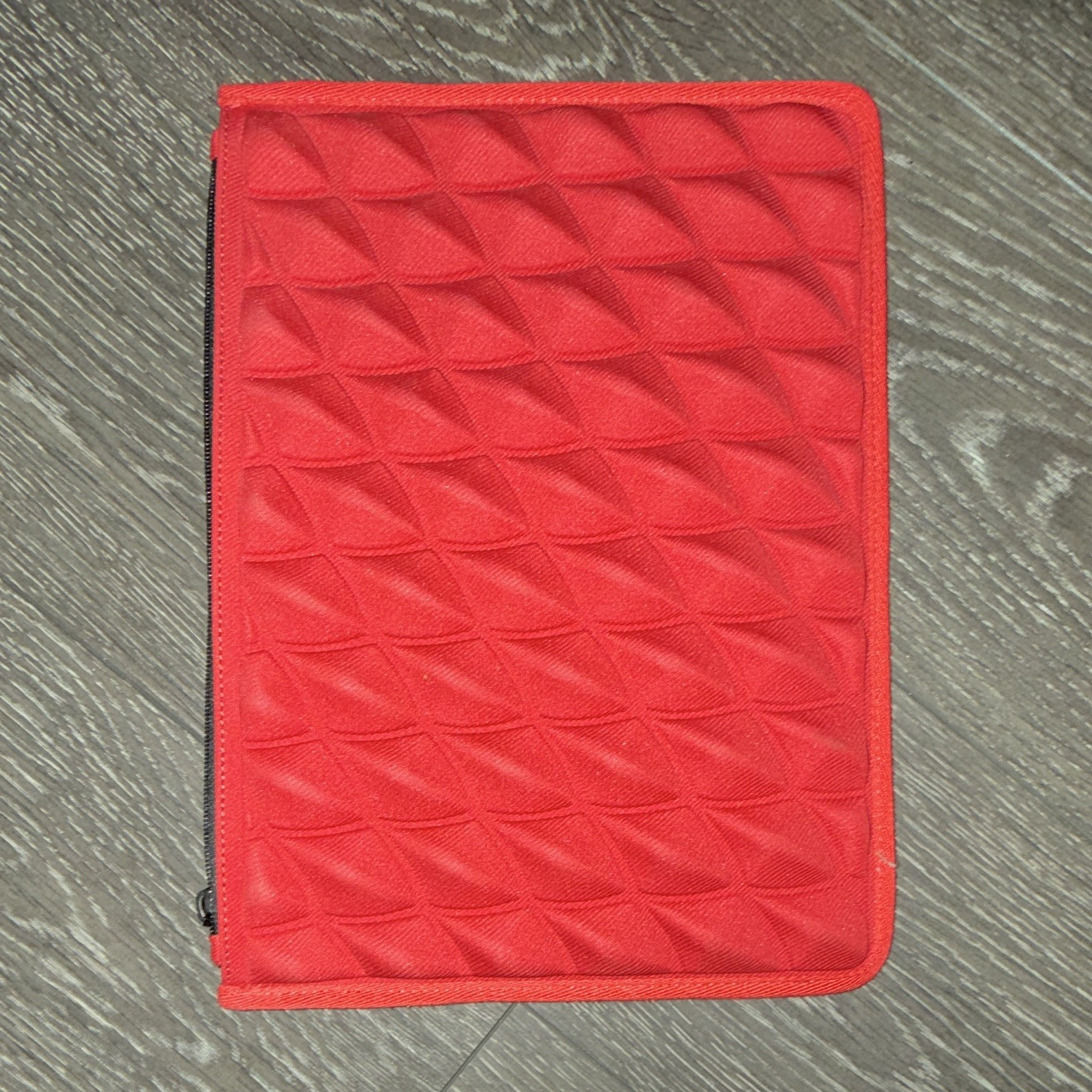 MadPax Red Zipper Closure Tablet Sleeve/Pouch Case, Universal Compatible