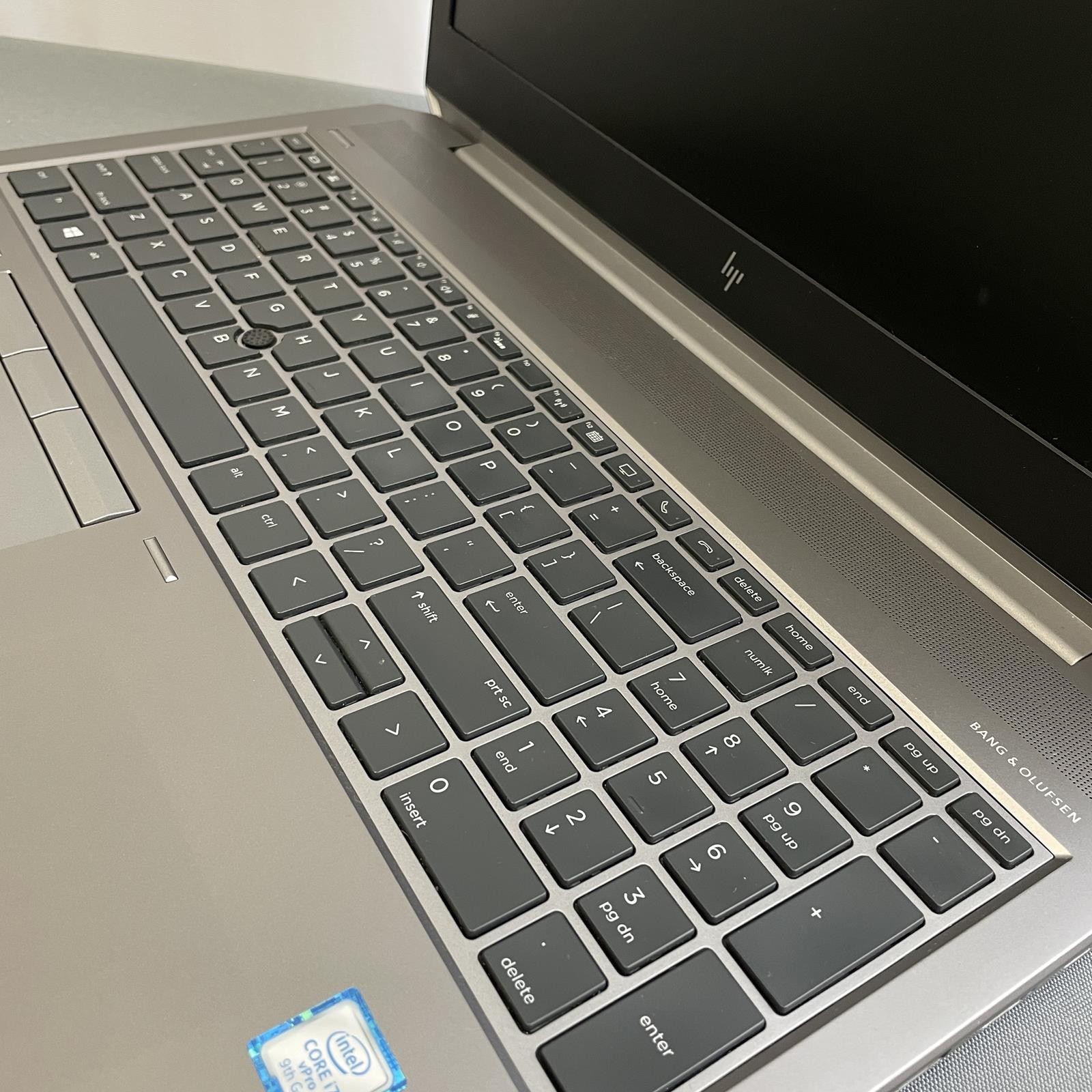 HP ZBook 15 G6 15.6 in FHD, Core i7-9850H, 16 GB, 512GB NVMe | Grade C