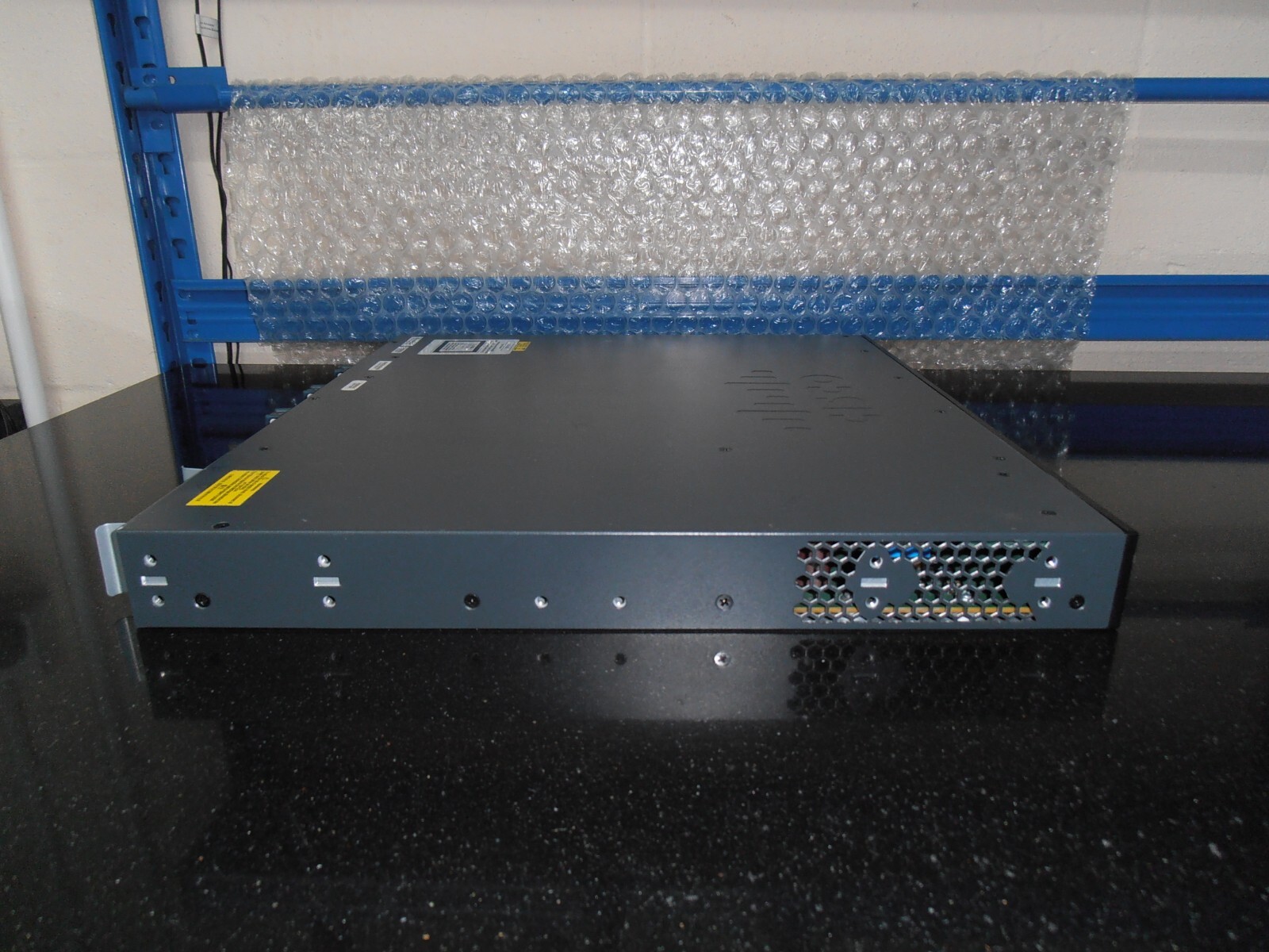 Cisco WS-C3650-24PS-E 24 Port Gig PoE Switch 4 X SFP 1 X PWR-C2-640WAC