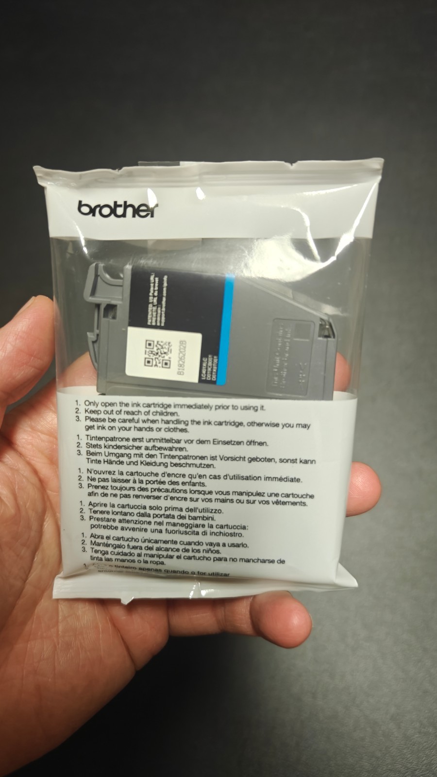 New Open Box Genuine Brother LC401XLC Cyan High Yield Ink Cartridge Exp 02/2029