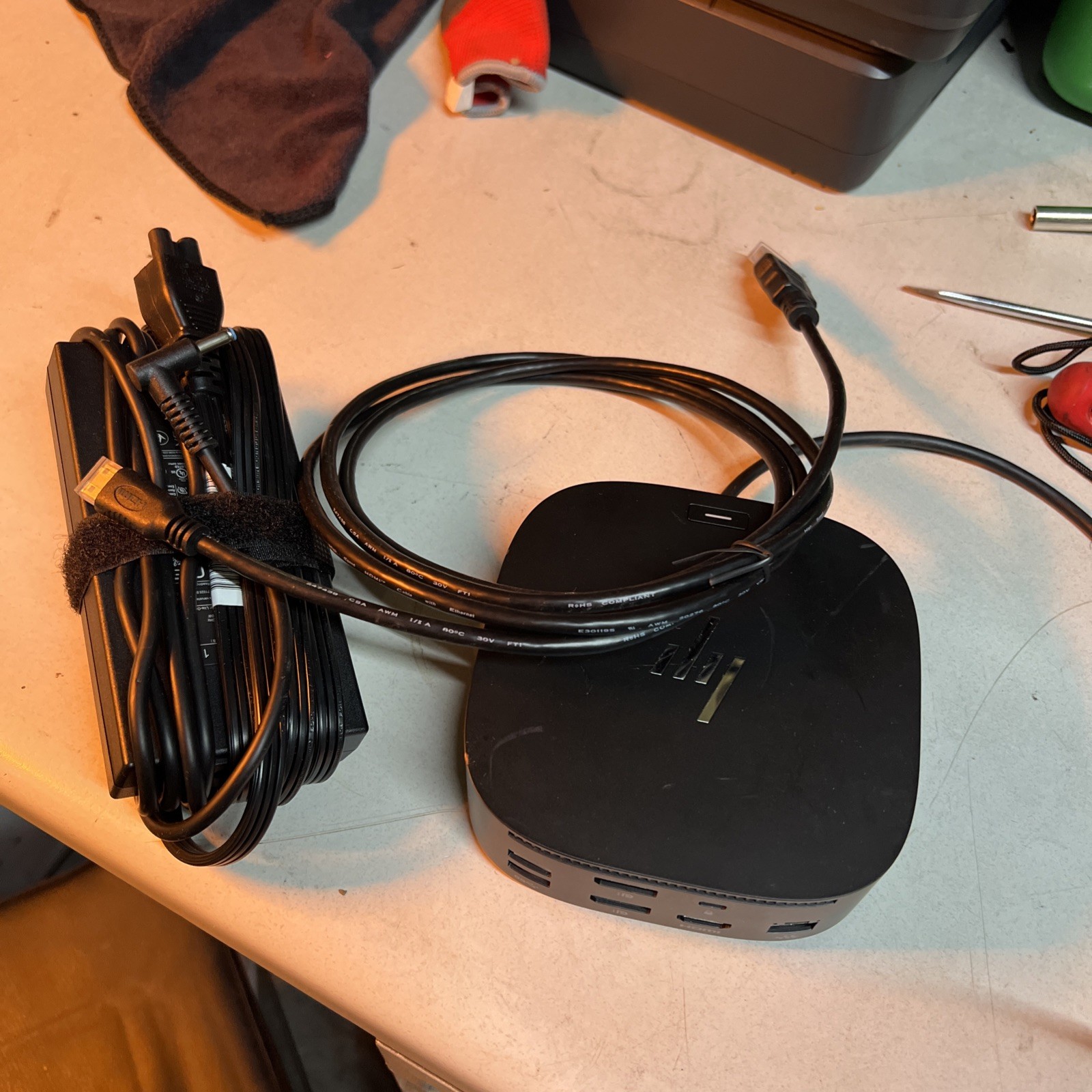 HP USB-C Universal Dock G5 Model 5TW10UT w/ Power Supply & 2 Cables