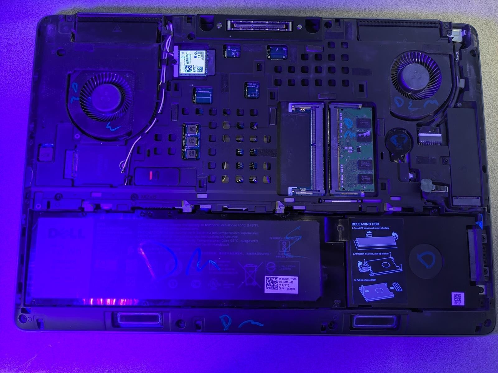 DELL PRECISION 7520 i7-7820HQ @ 2.90GHz, 8GB RAM, NO HDD/OS