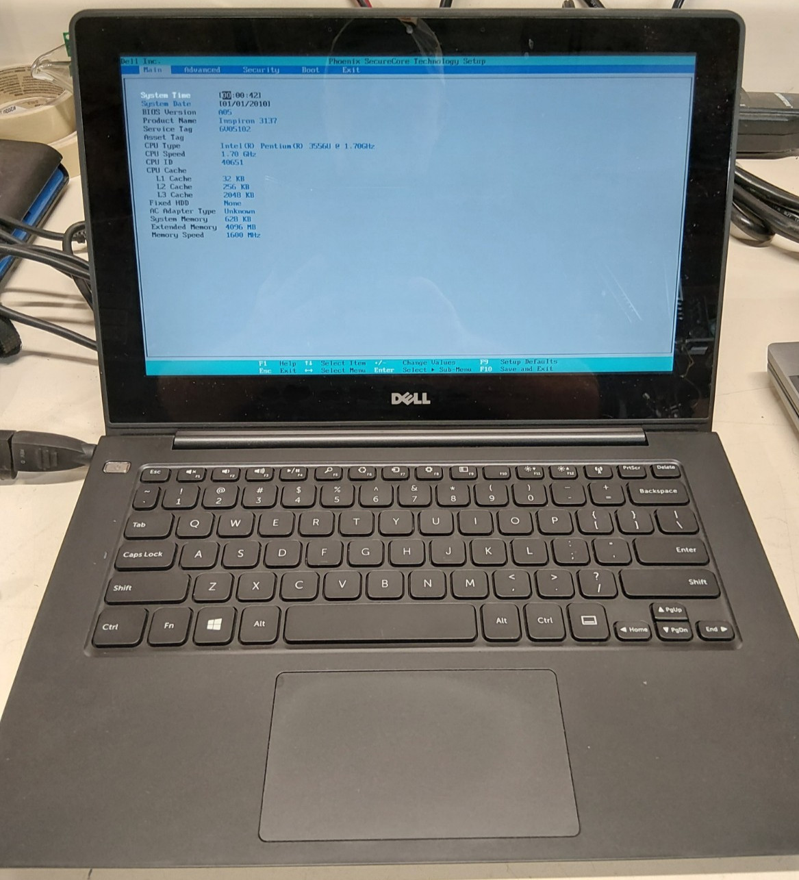Dell Inspiron 3137 11.5in No HDD/RAM or CORD NO SCREWS ON BACK #933