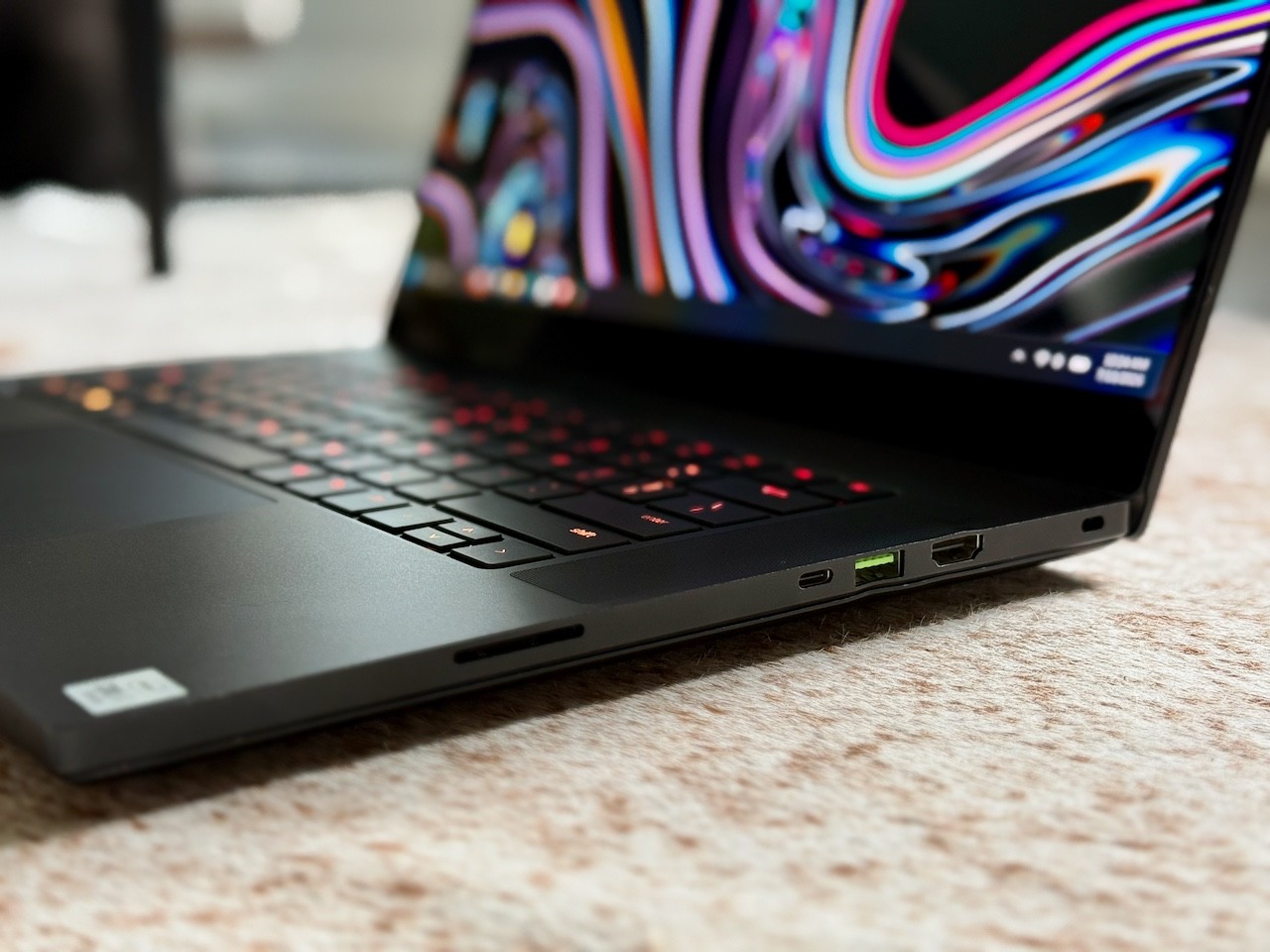 Razer Blade 15 Advanced 4K OLED, RTX 2080 Super, i7-10875H, 32GB RAM, 1TB SSD!