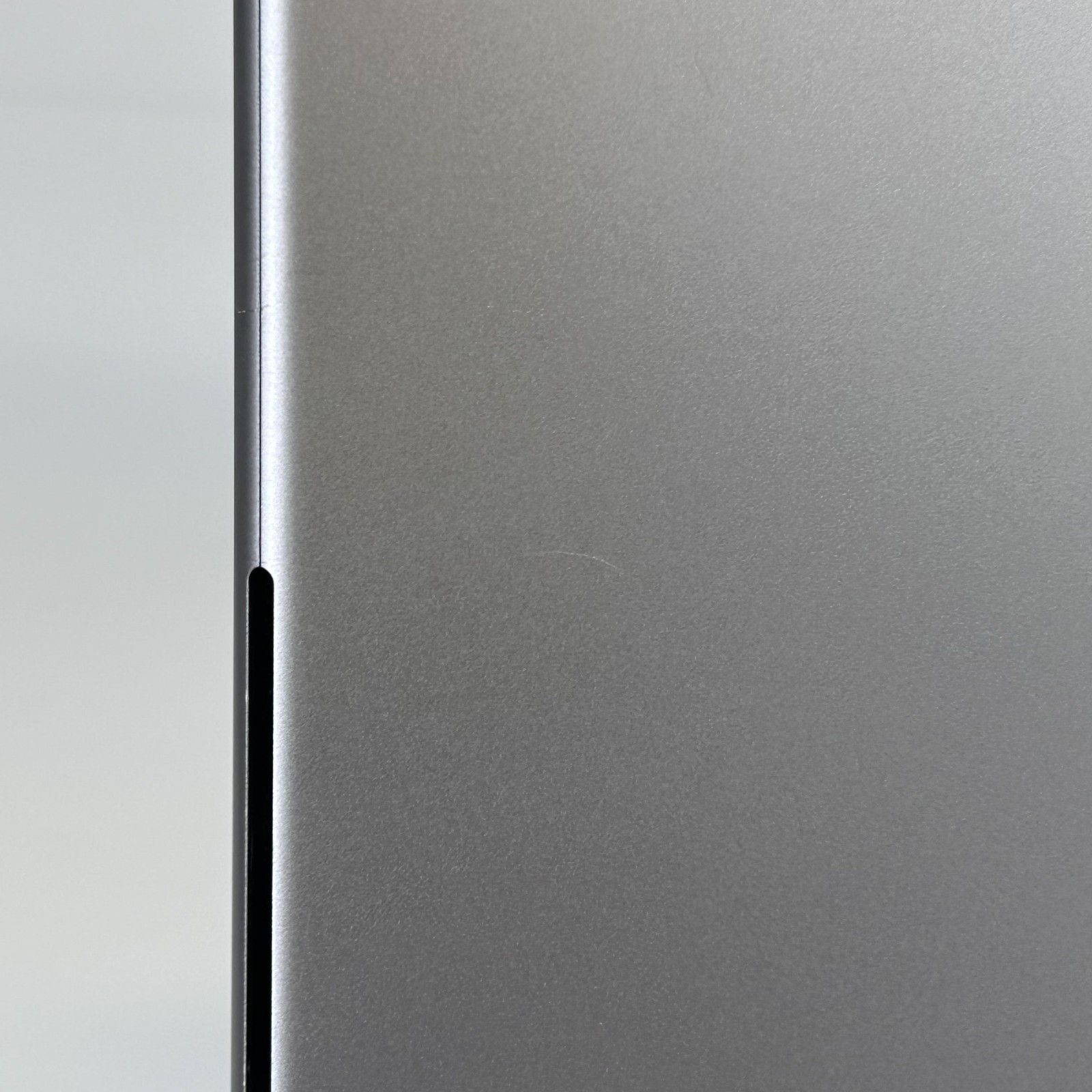 MacBook Pro 16 Gray 2021 M1 Pro 10-Core CPU 16-Core GPU 16GB 512GB Pink Hue