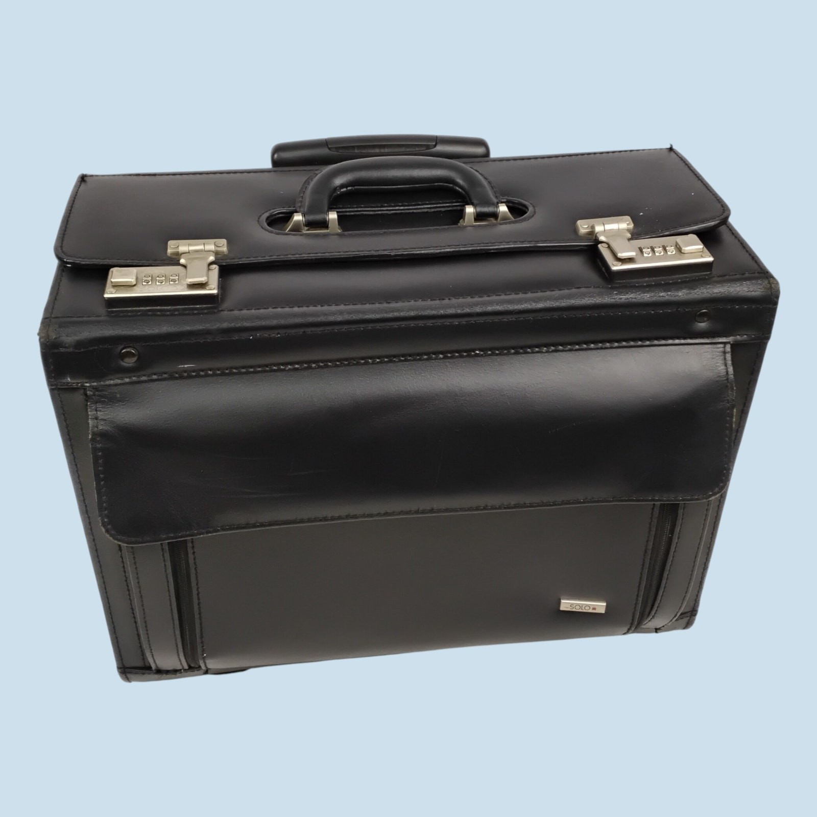 Solo Rolling Catalog Case, Black Leather with Combination Locks