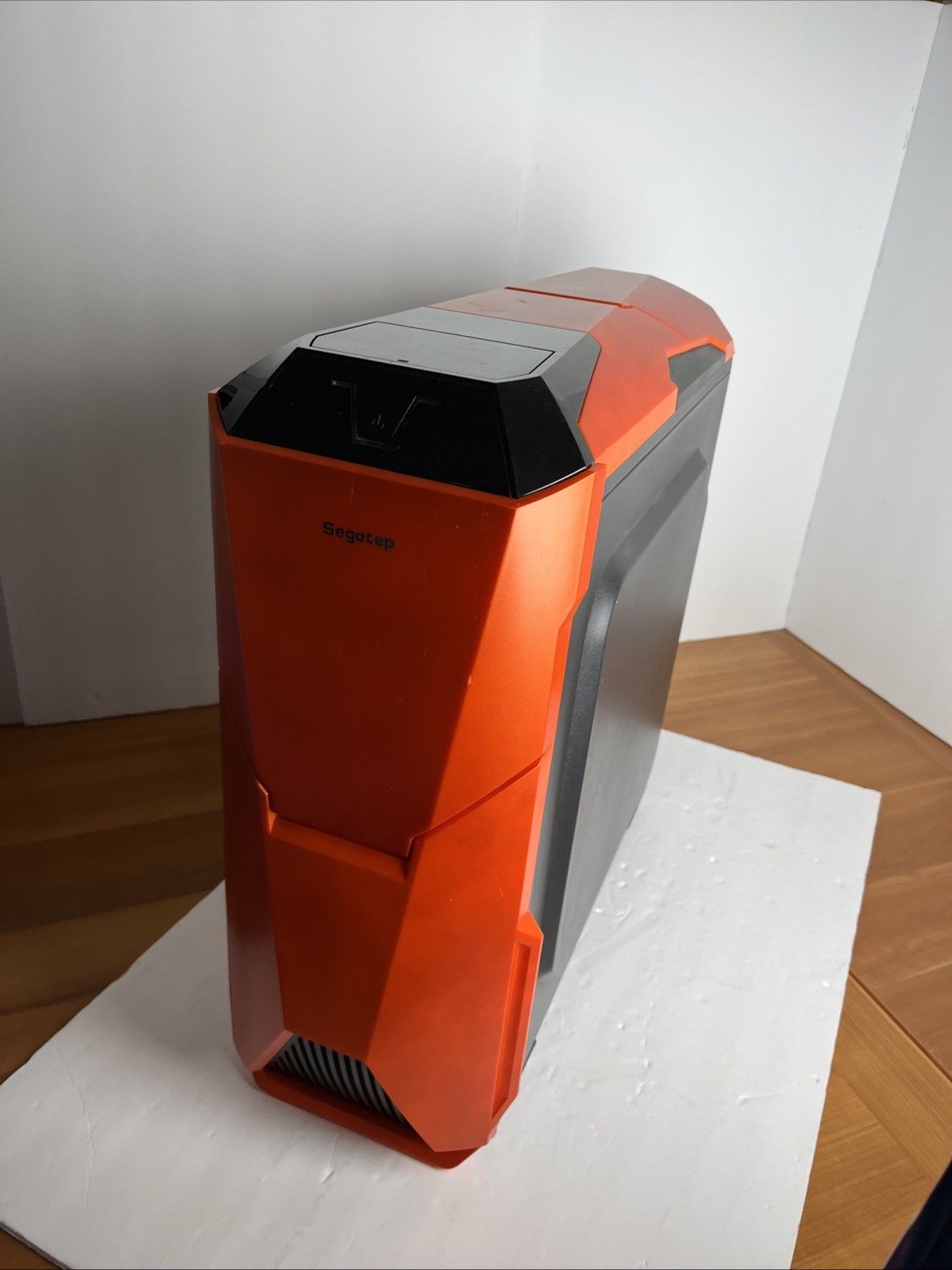 Segotep Computer Case Orange & Black W/ Wires Inside, Tested & Works